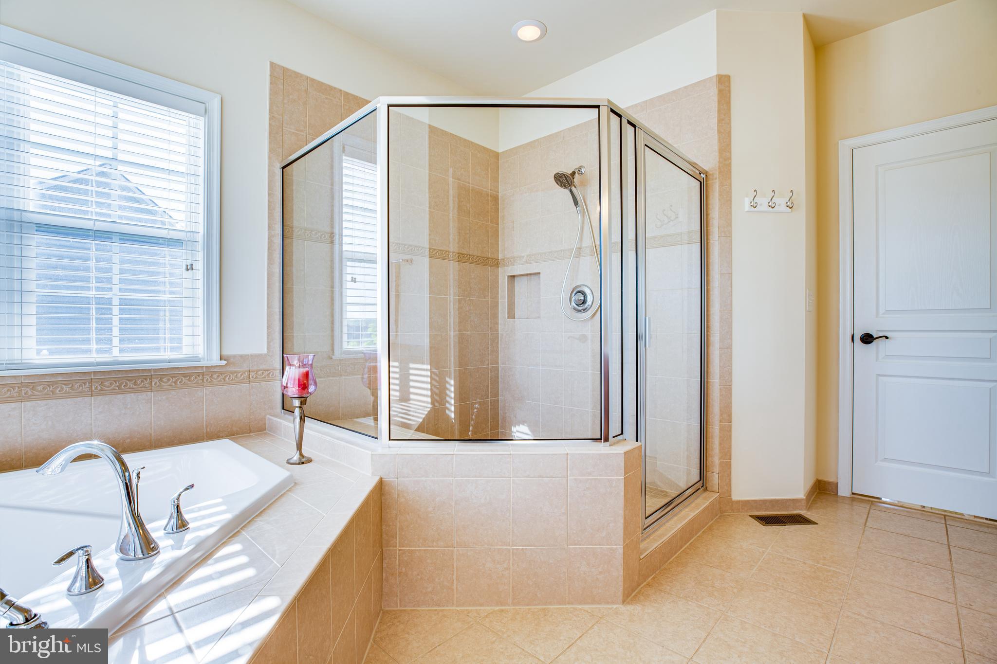 HILLS OF AQUIA - Residential