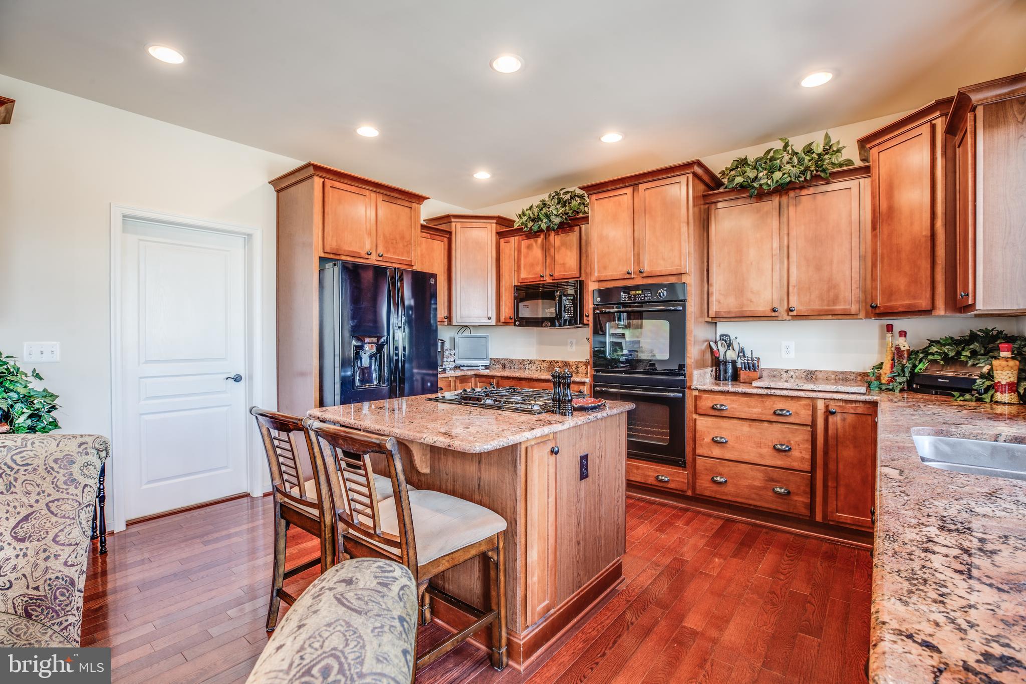 HILLS OF AQUIA - Residential