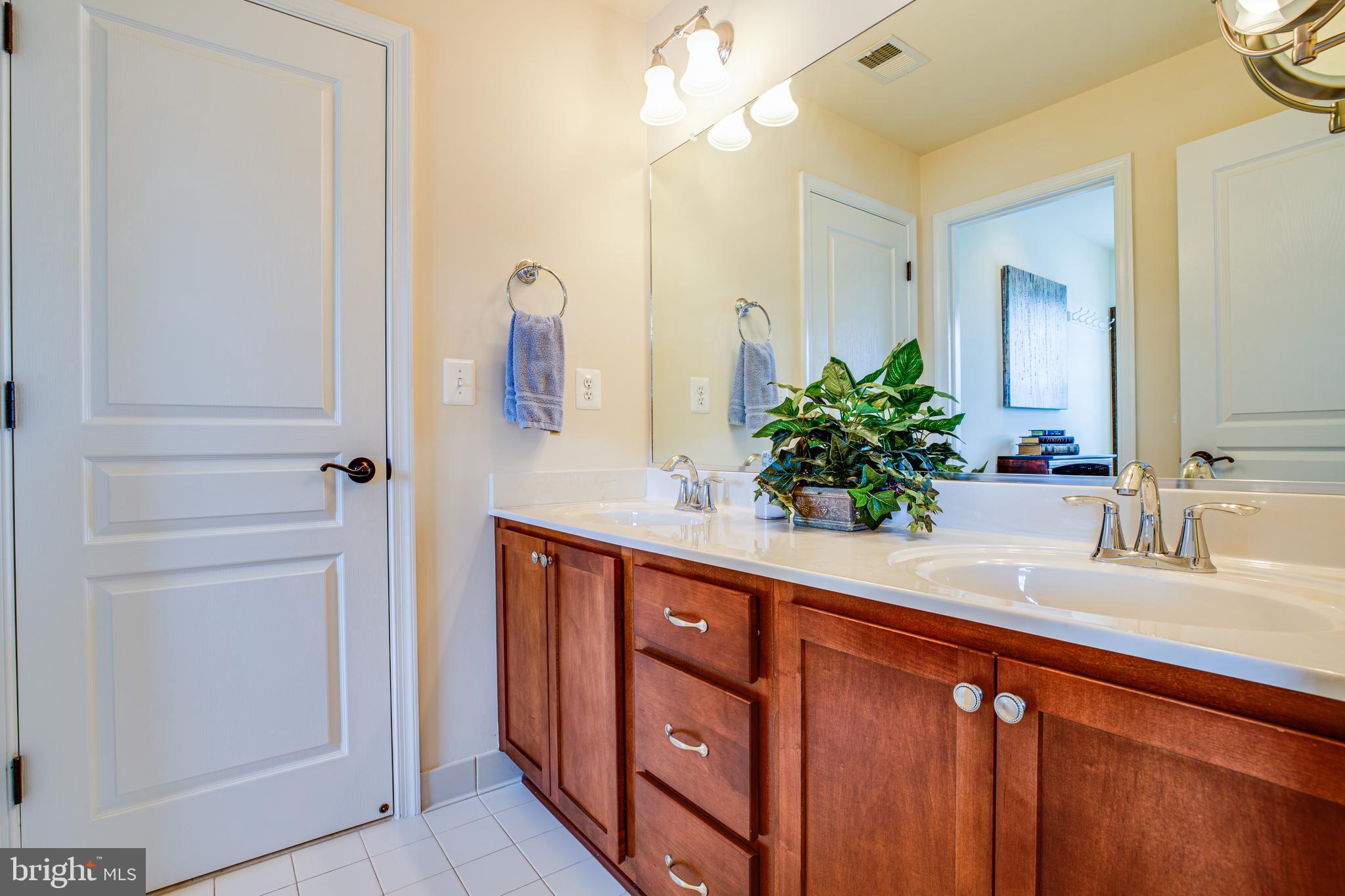 HILLS OF AQUIA - Residential