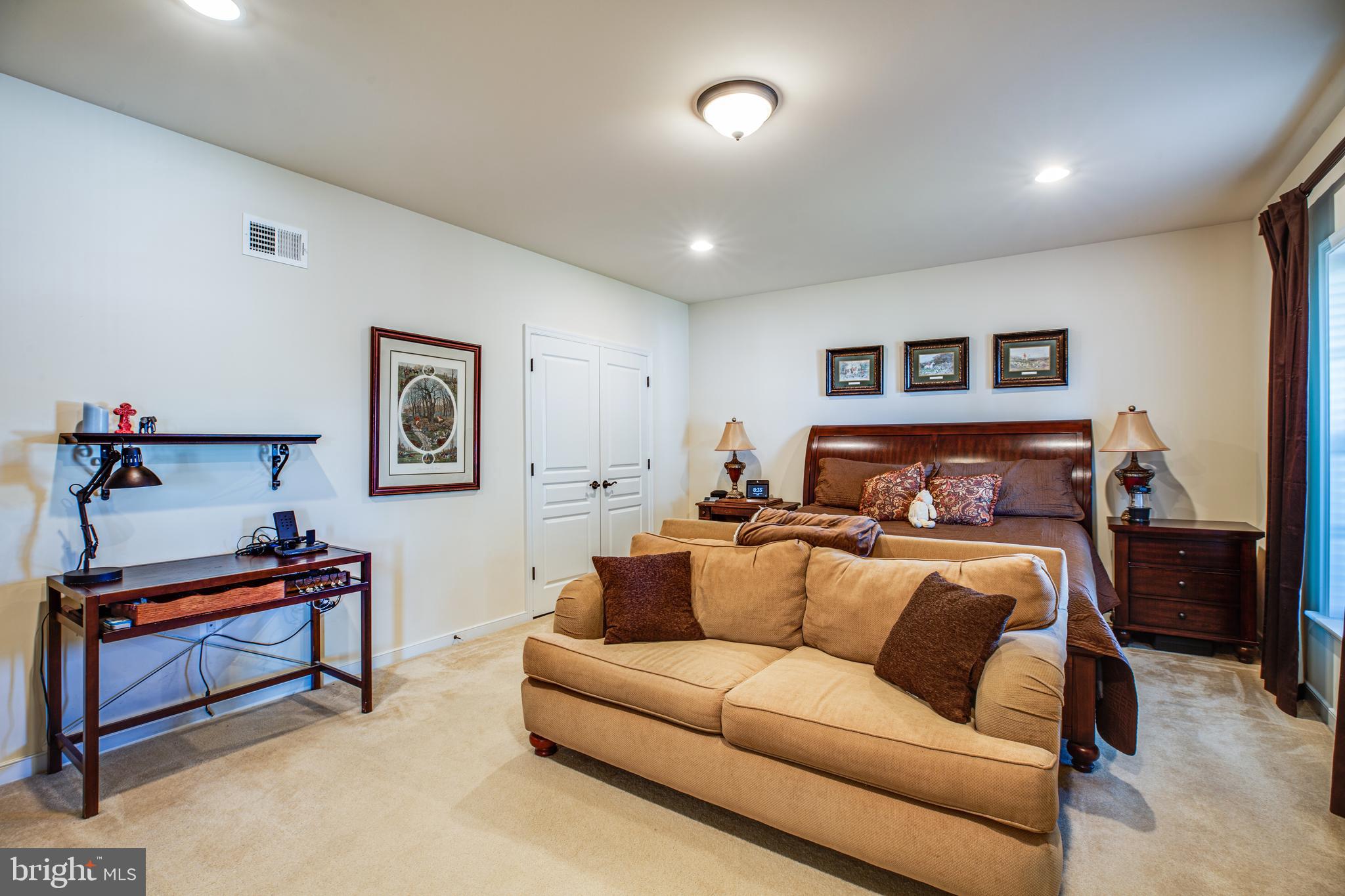 HILLS OF AQUIA - Residential