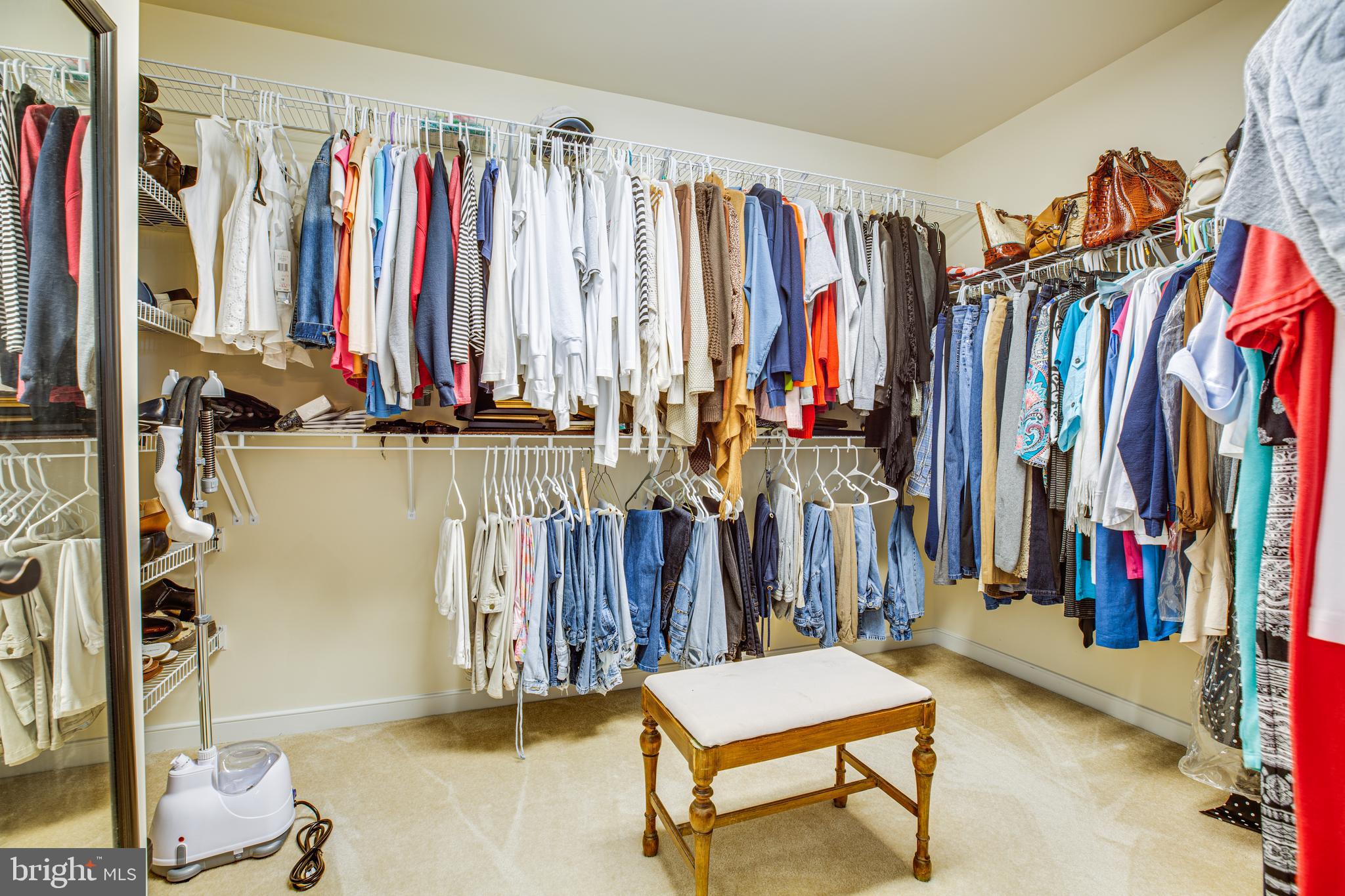 HILLS OF AQUIA - Residential