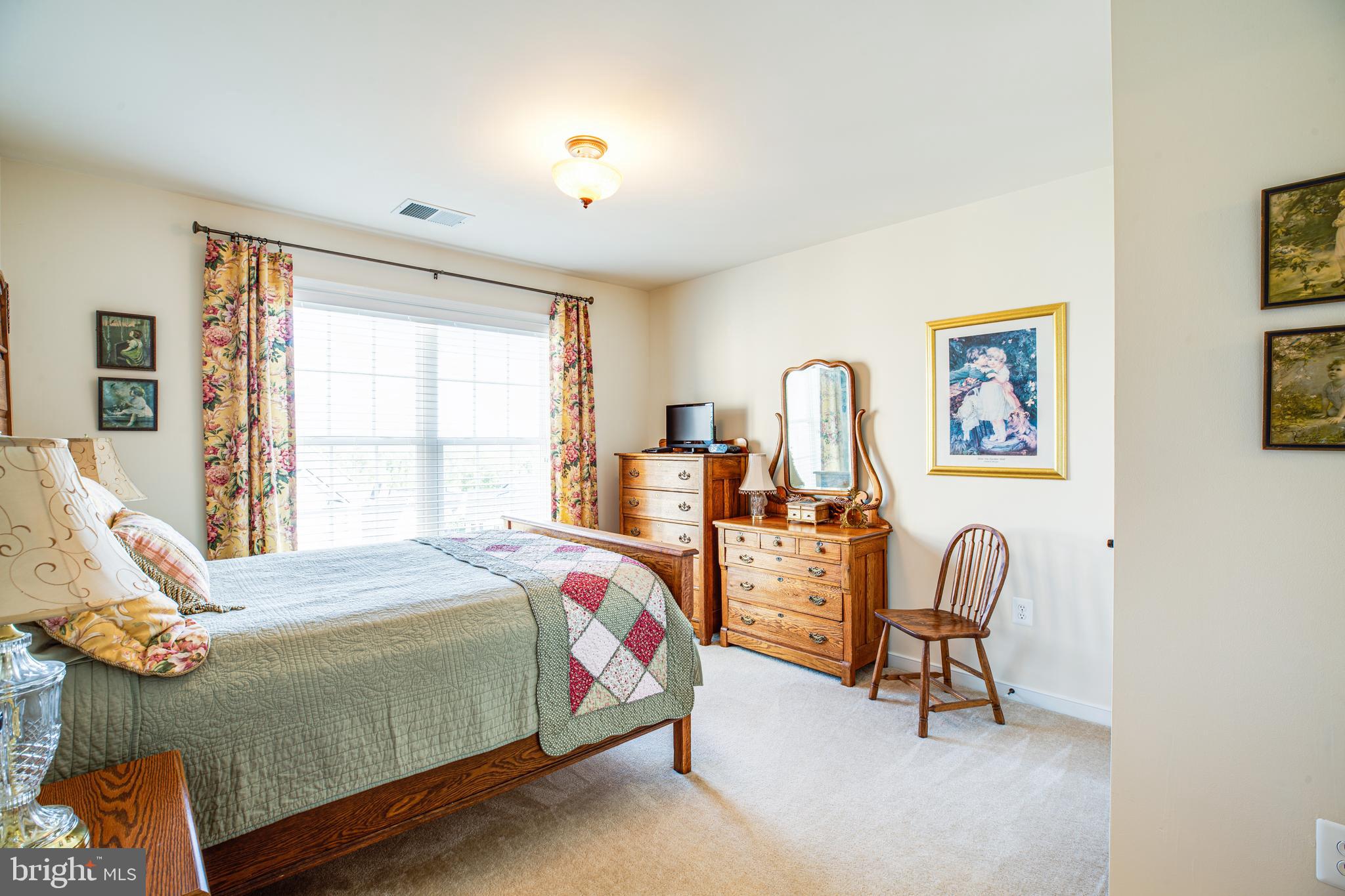 HILLS OF AQUIA - Residential