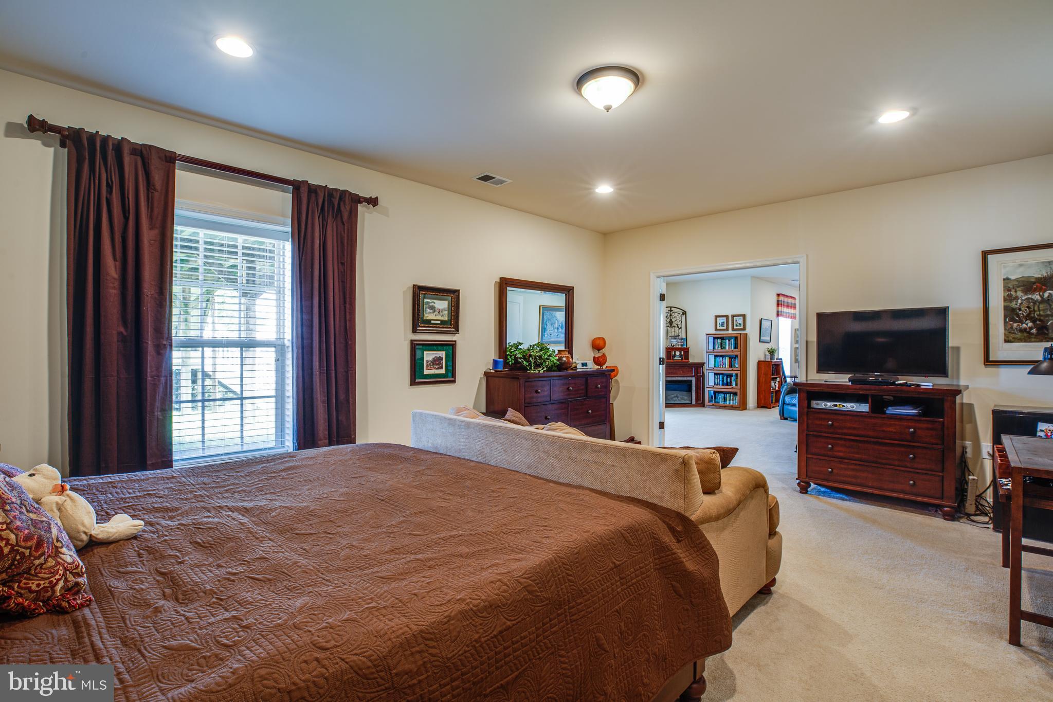 HILLS OF AQUIA - Residential