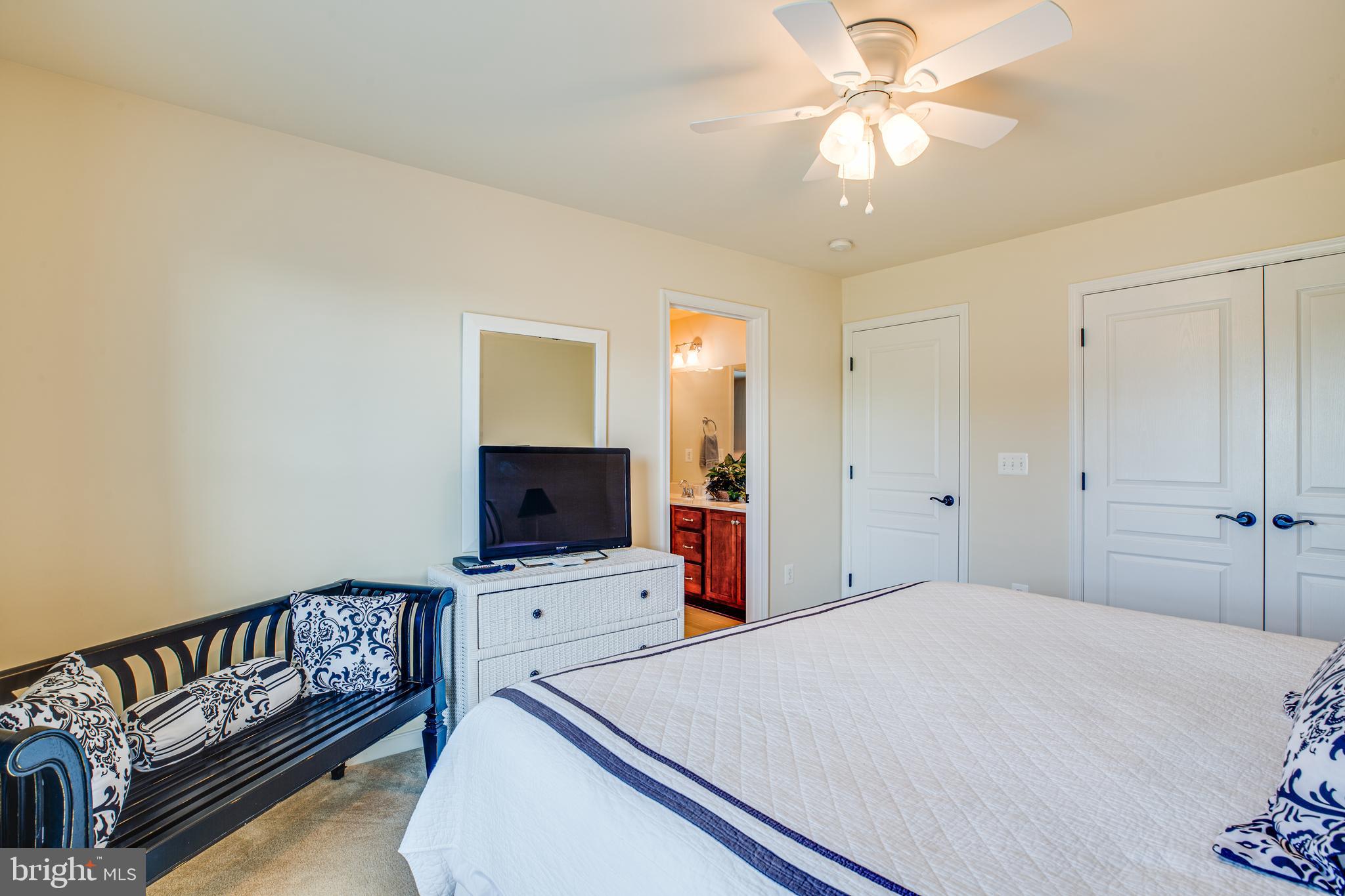 HILLS OF AQUIA - Residential