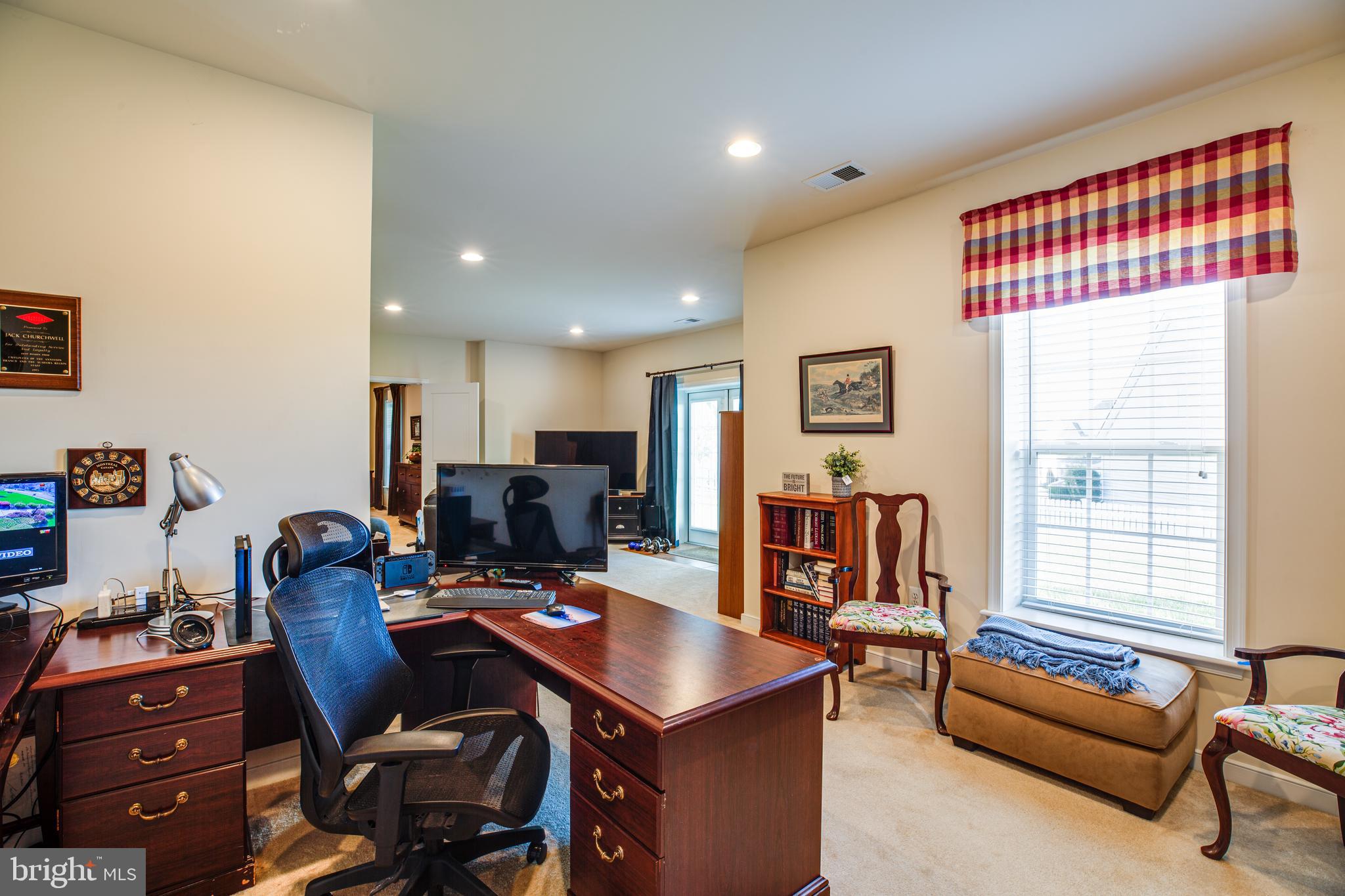 HILLS OF AQUIA - Residential