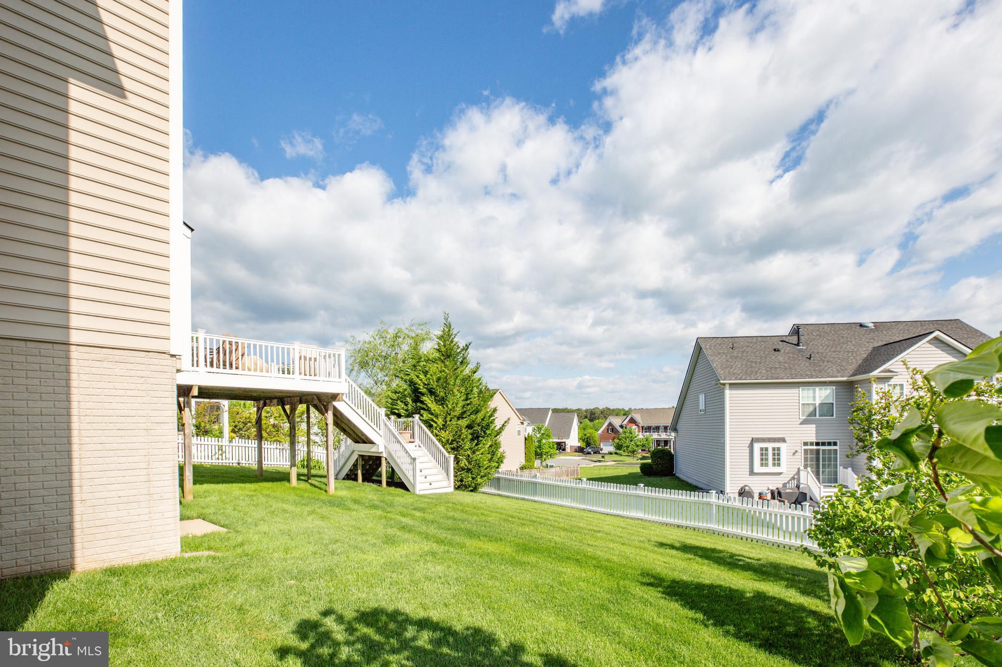 HILLS OF AQUIA - Residential