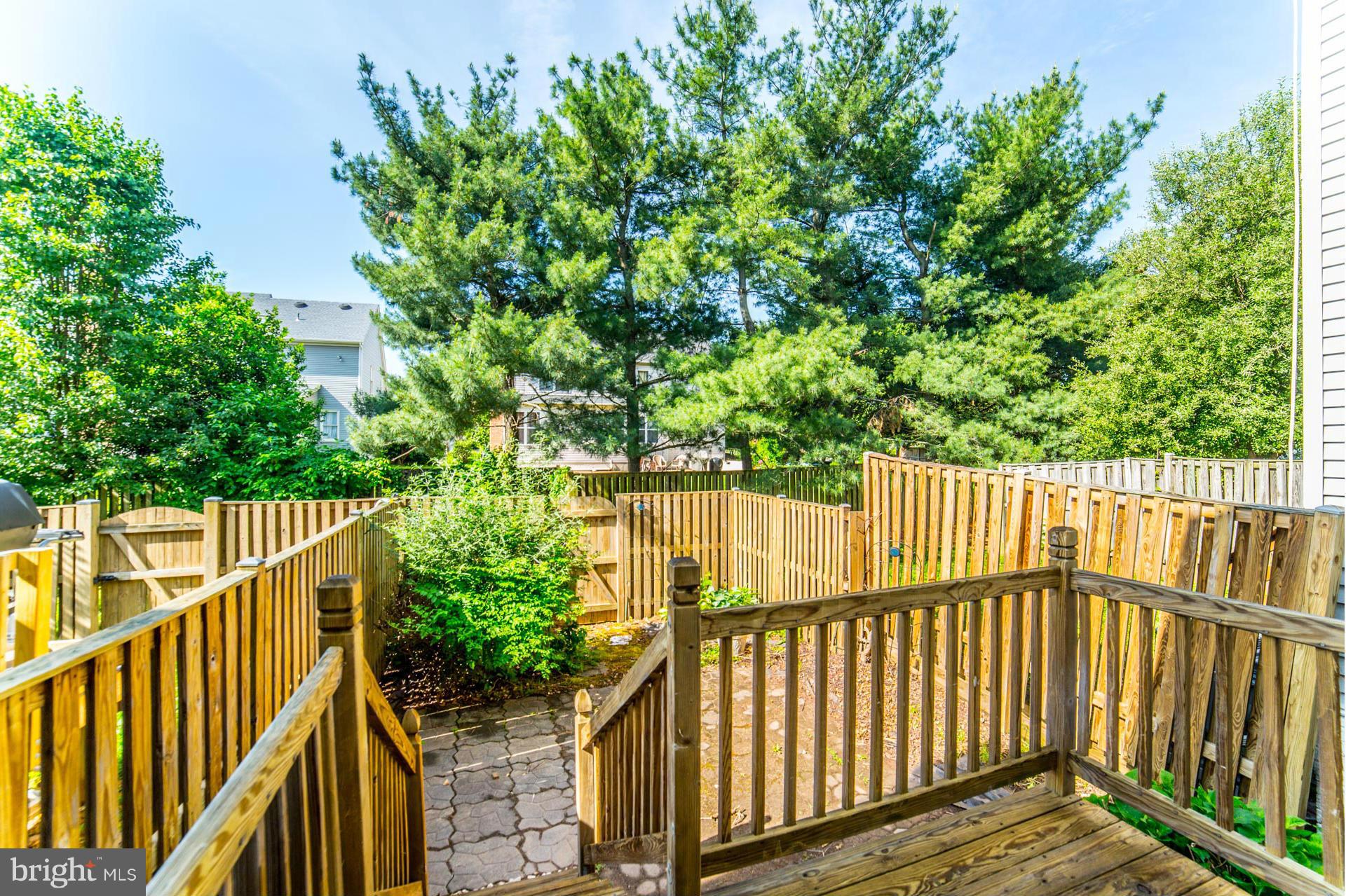 HIGHLAND MEWS - Residential