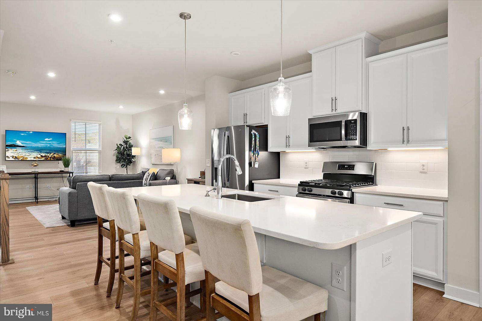 BAYSIDE - Residential