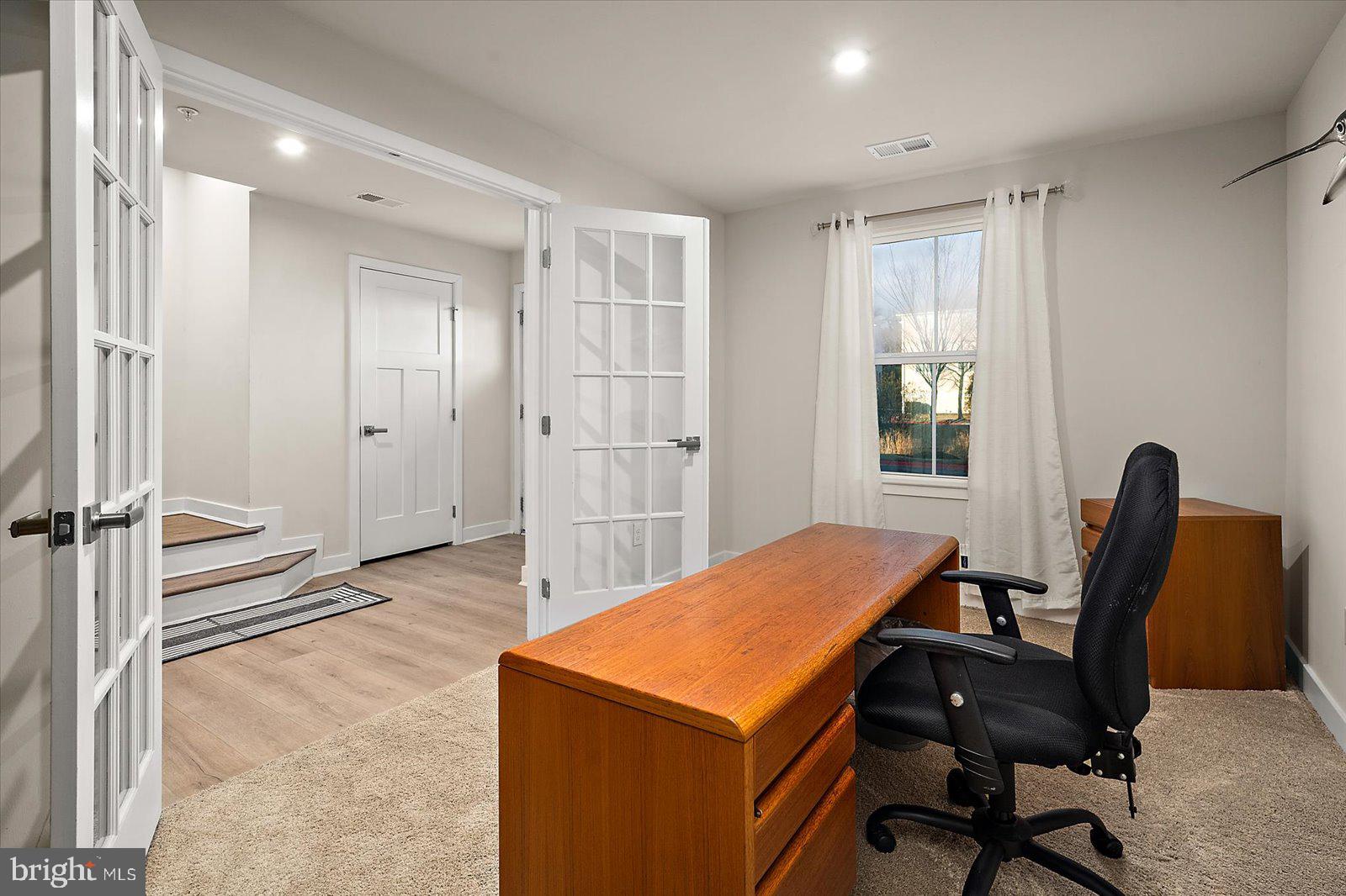 BAYSIDE - Residential