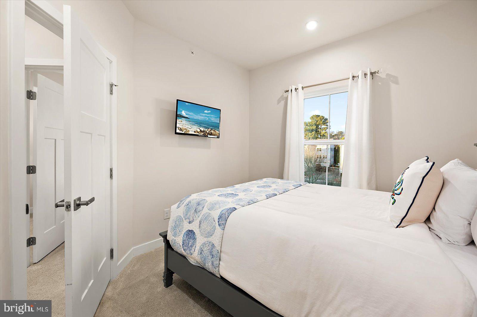 BAYSIDE - Residential