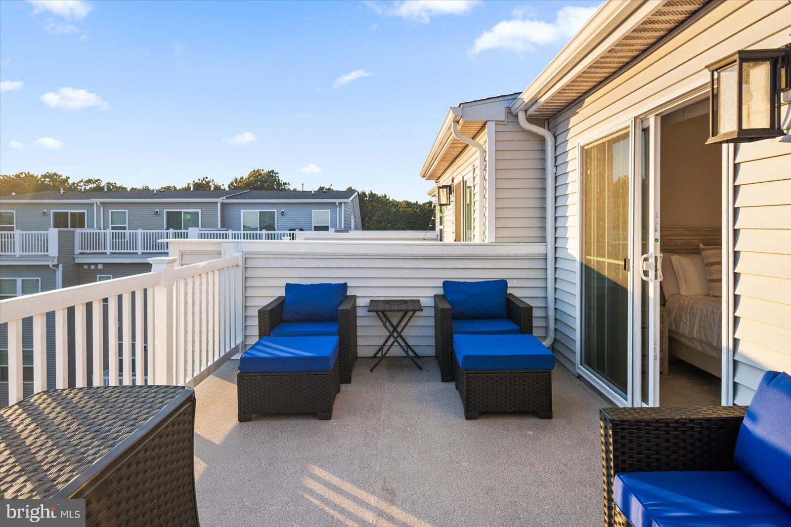 BAYSIDE - Residential