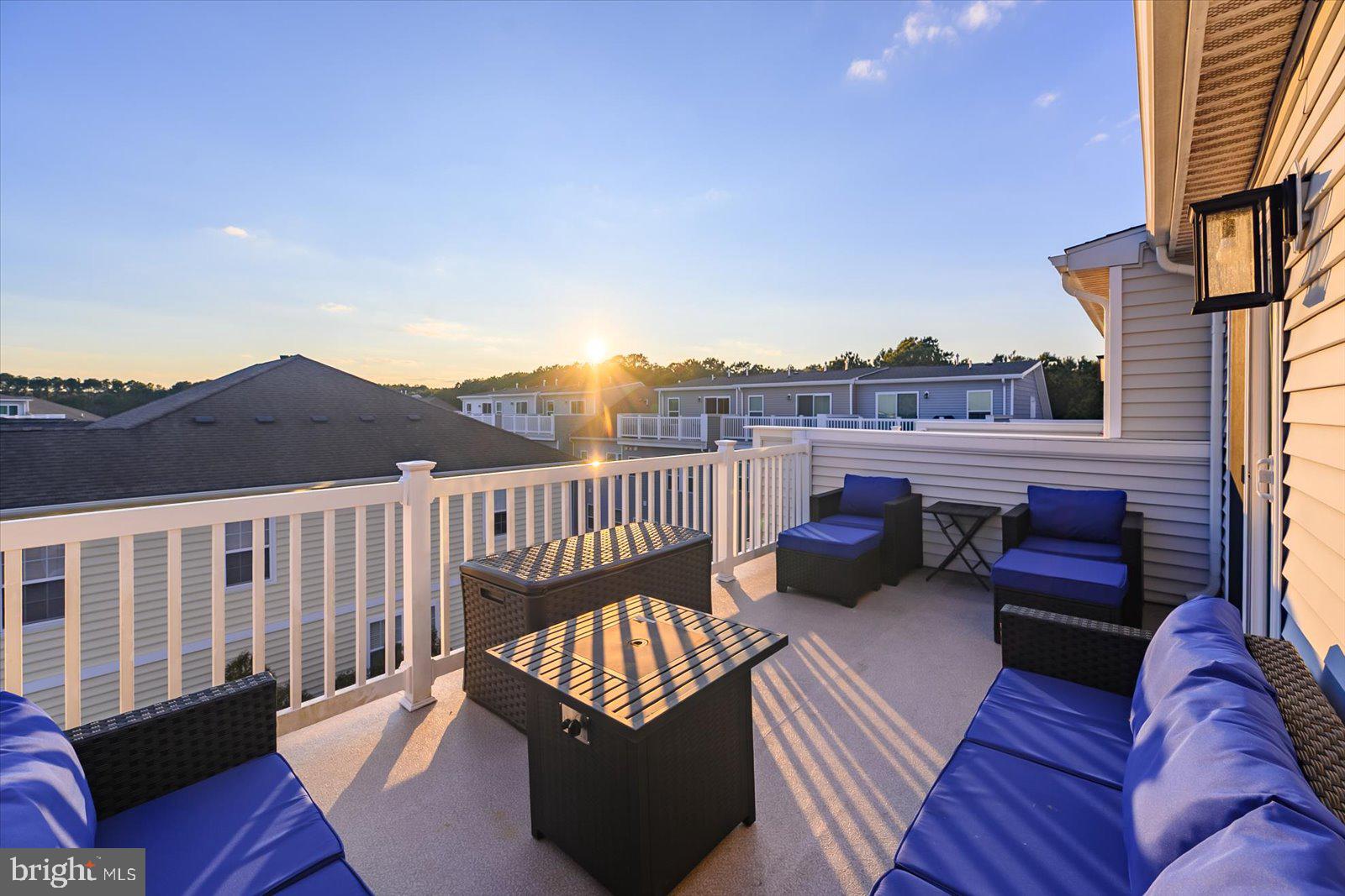 BAYSIDE - Residential