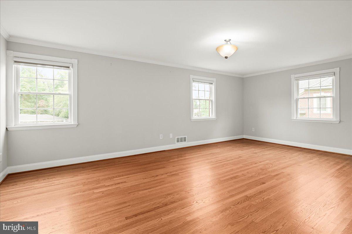 YACHT HAVEN ESTATES - Residential