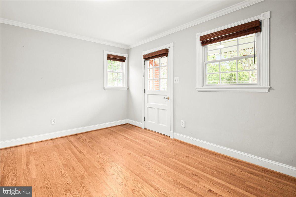 YACHT HAVEN ESTATES - Residential