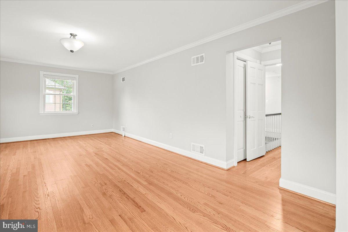 YACHT HAVEN ESTATES - Residential