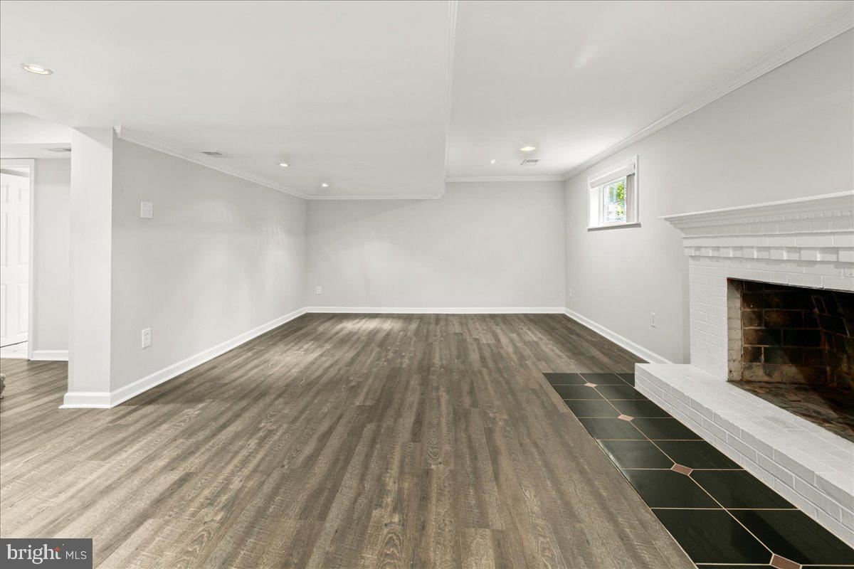 YACHT HAVEN ESTATES - Residential