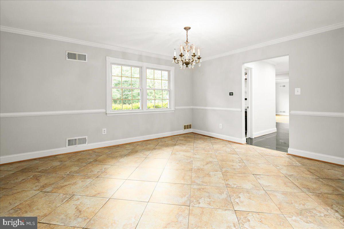 YACHT HAVEN ESTATES - Residential