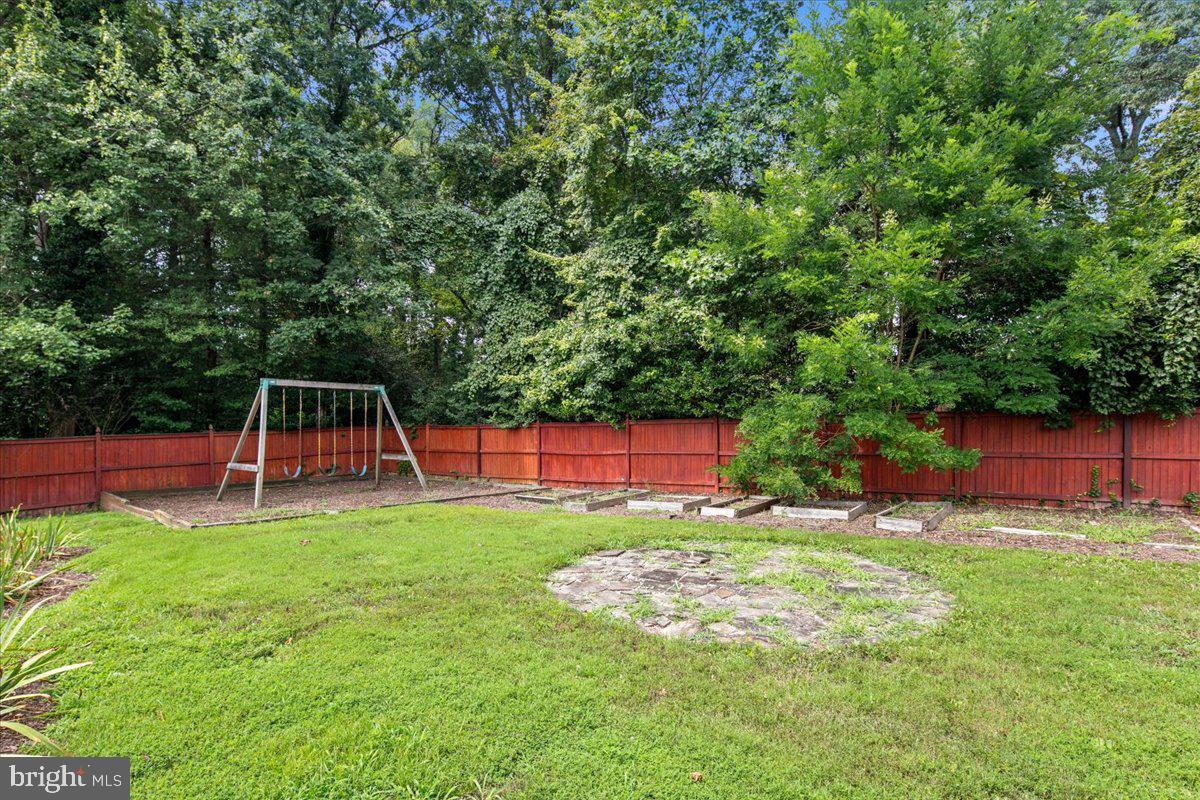 YACHT HAVEN ESTATES - Residential