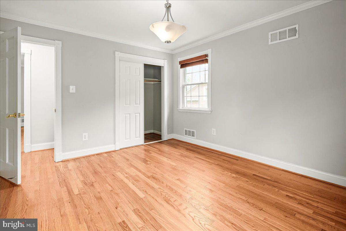 YACHT HAVEN ESTATES - Residential