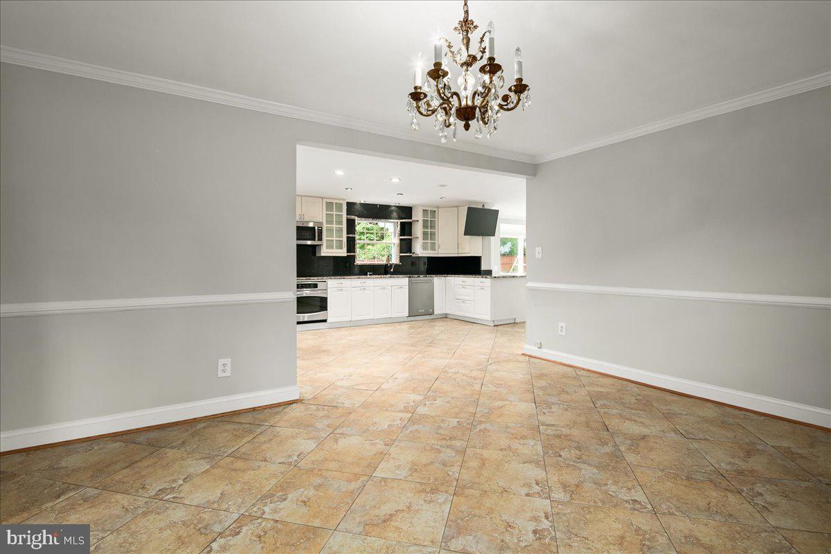 YACHT HAVEN ESTATES - Residential