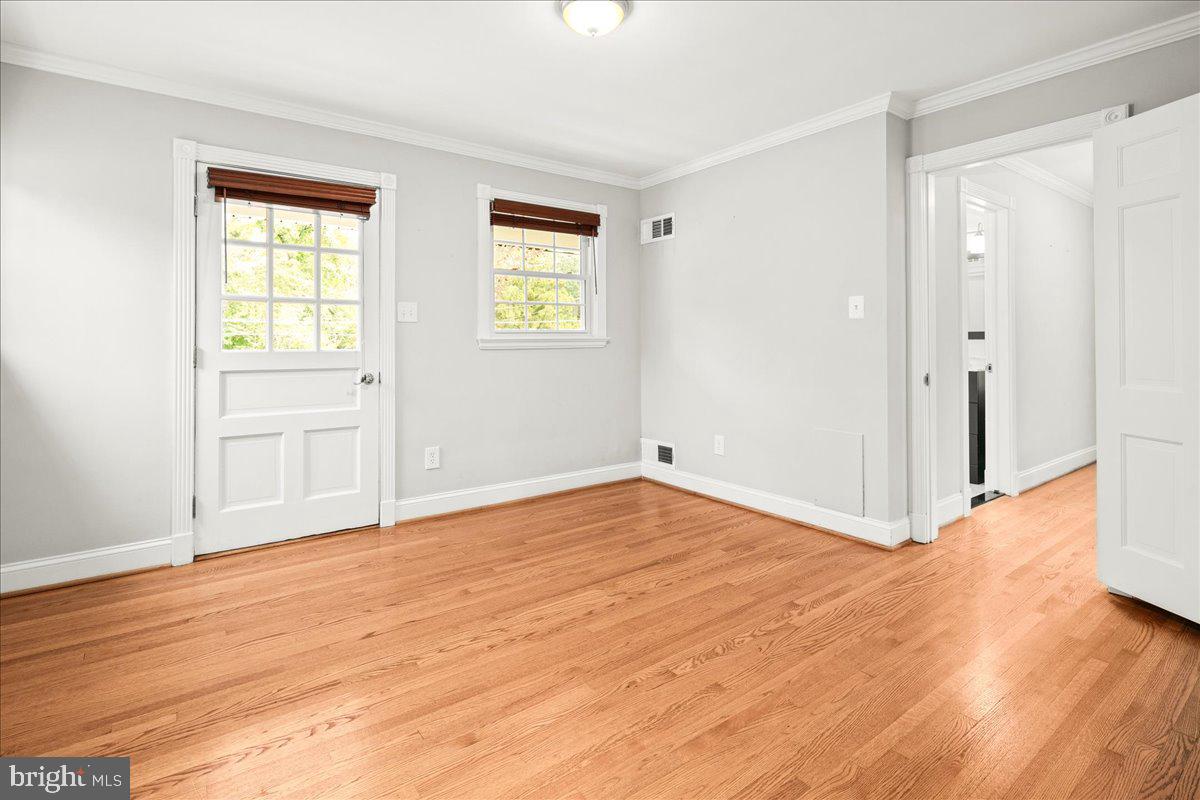 YACHT HAVEN ESTATES - Residential