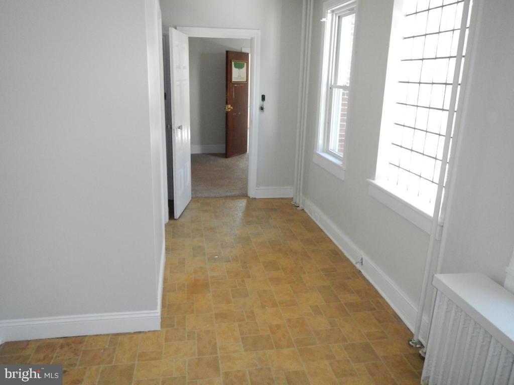 547 LOCUST STREET