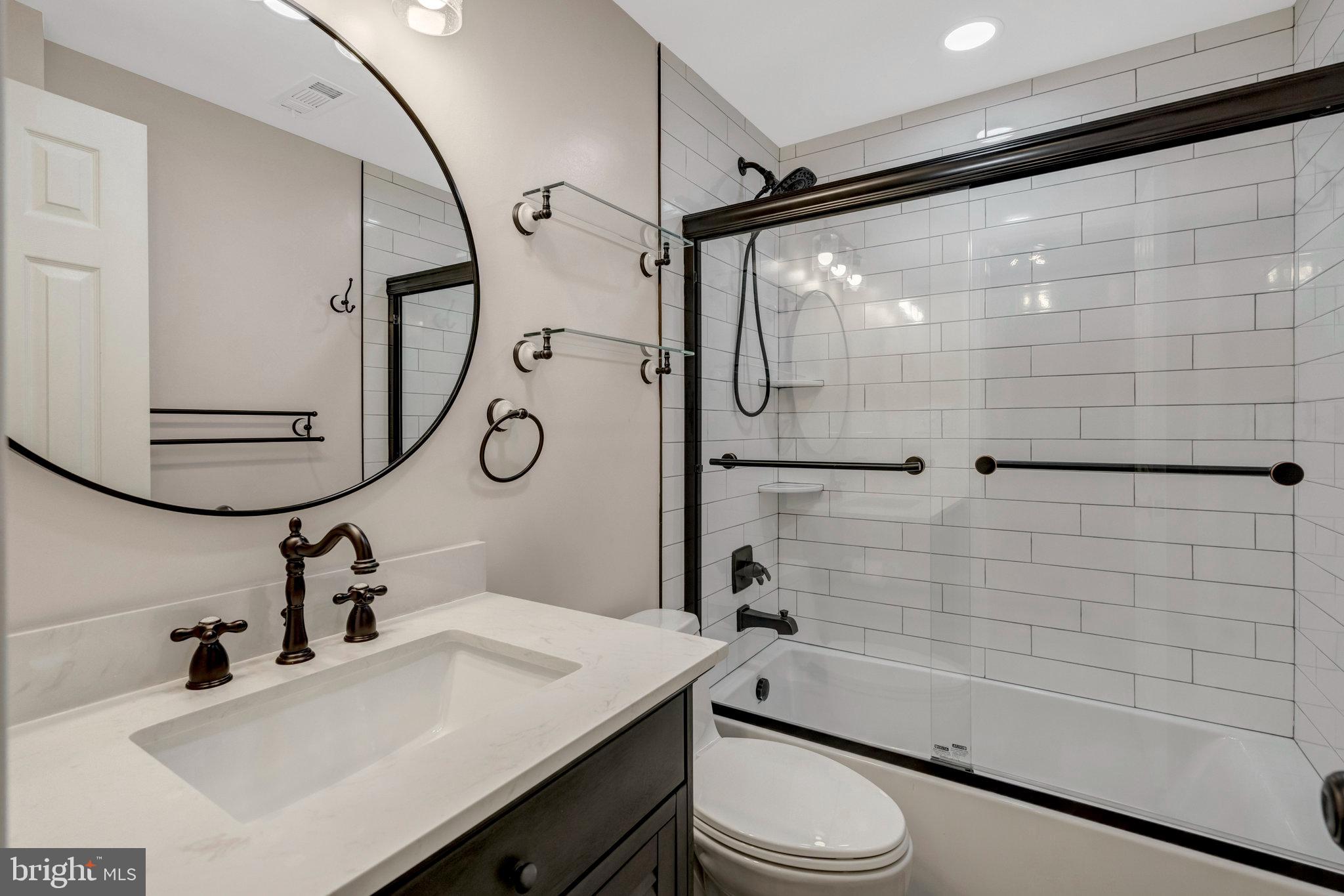 COVINGTON - Residential