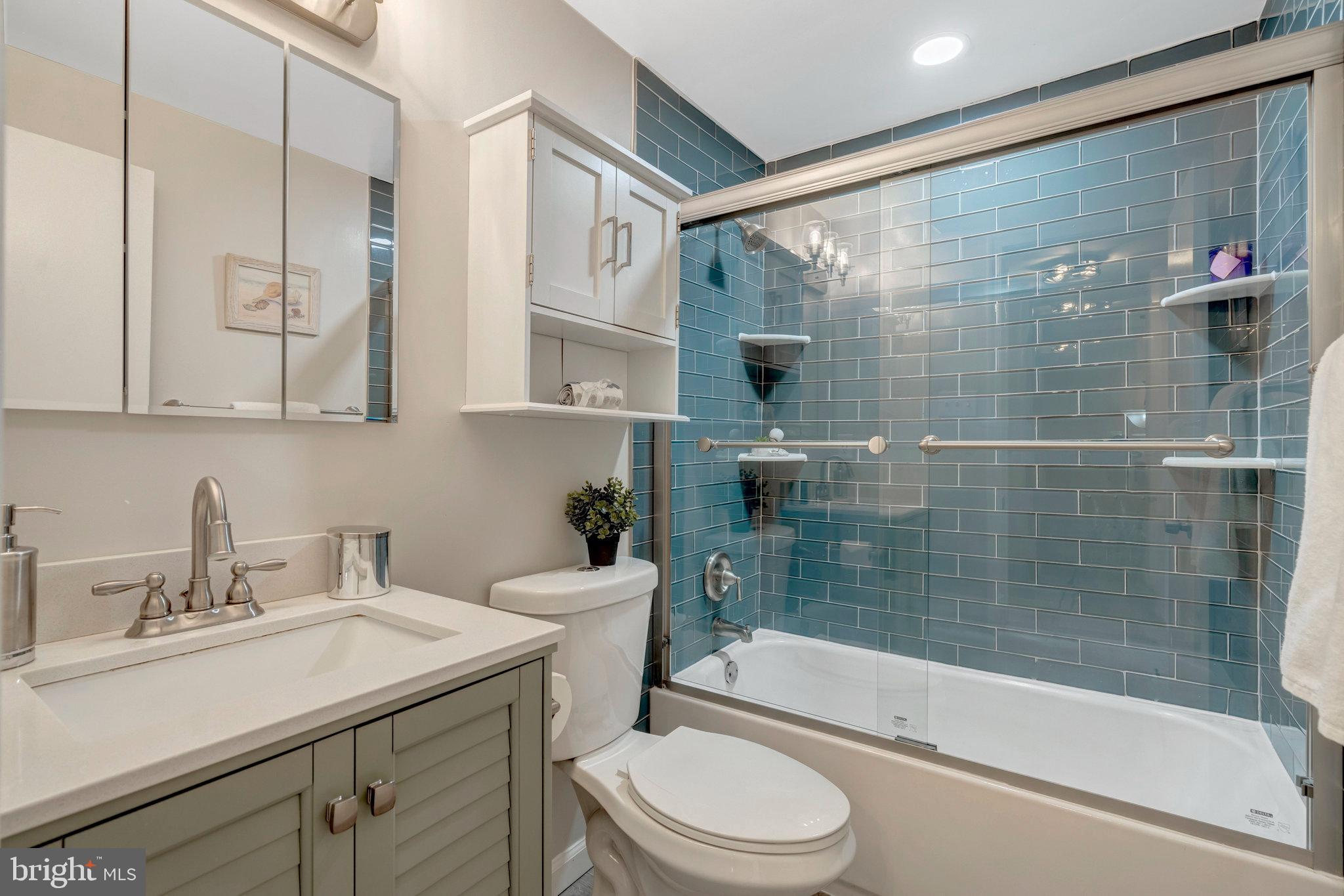 COVINGTON - Residential