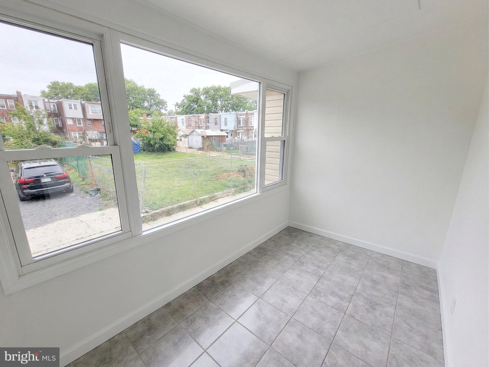 MAYFAIR - Residential