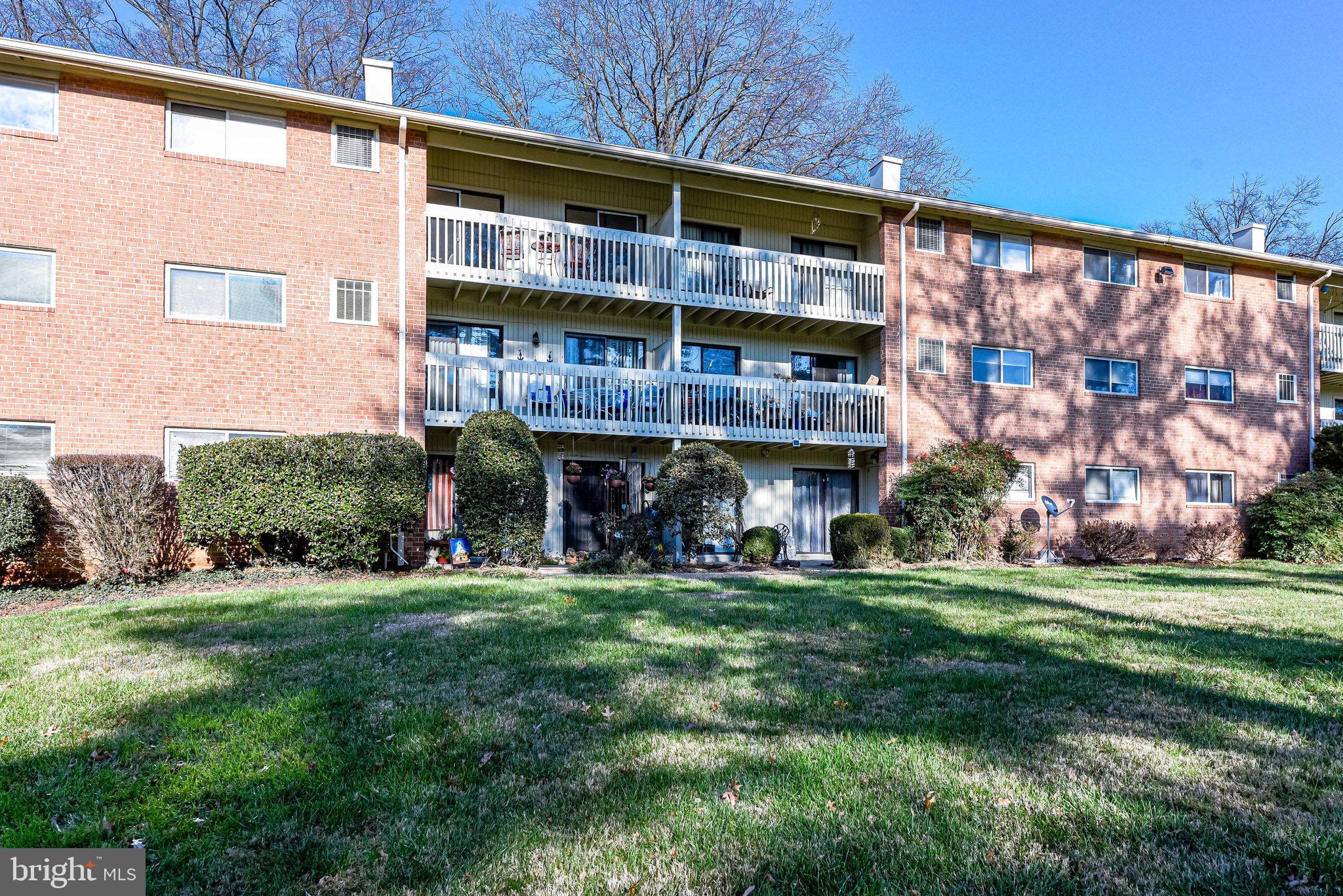 LITTLE RIVER SQ COND - Residential