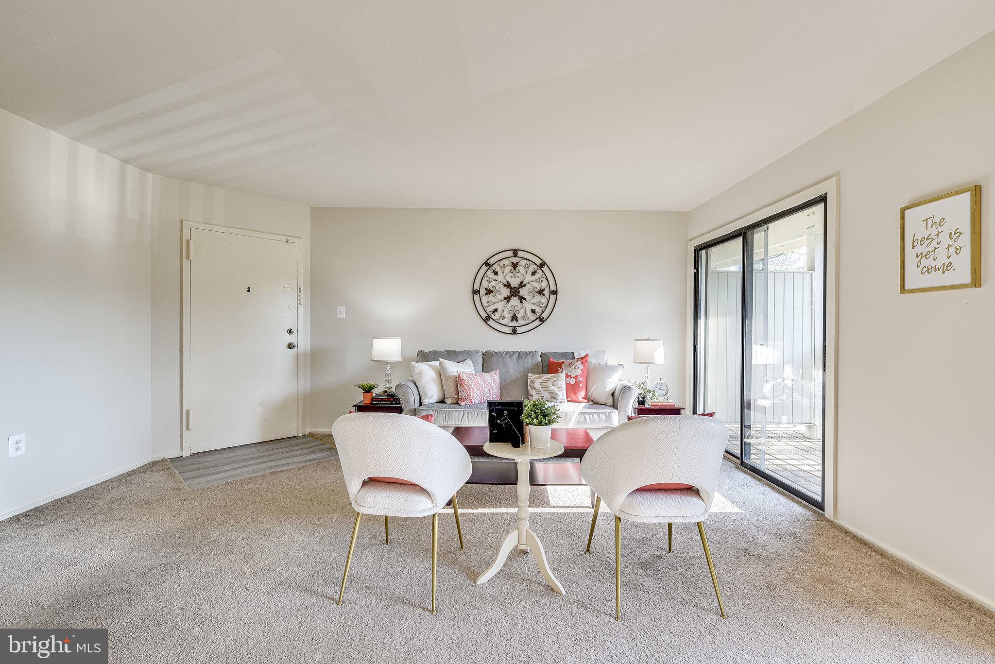 LITTLE RIVER SQ COND - Residential