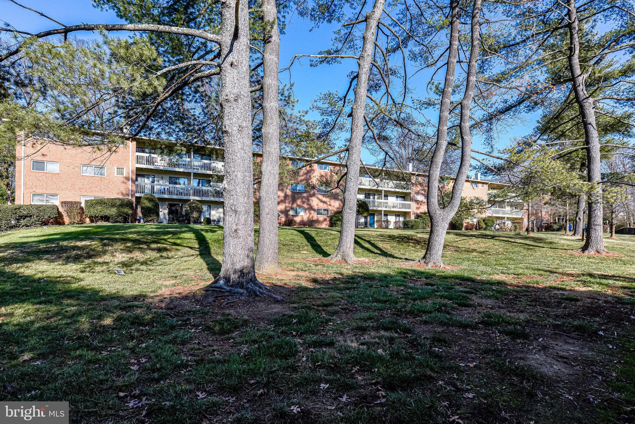 LITTLE RIVER SQ COND - Residential