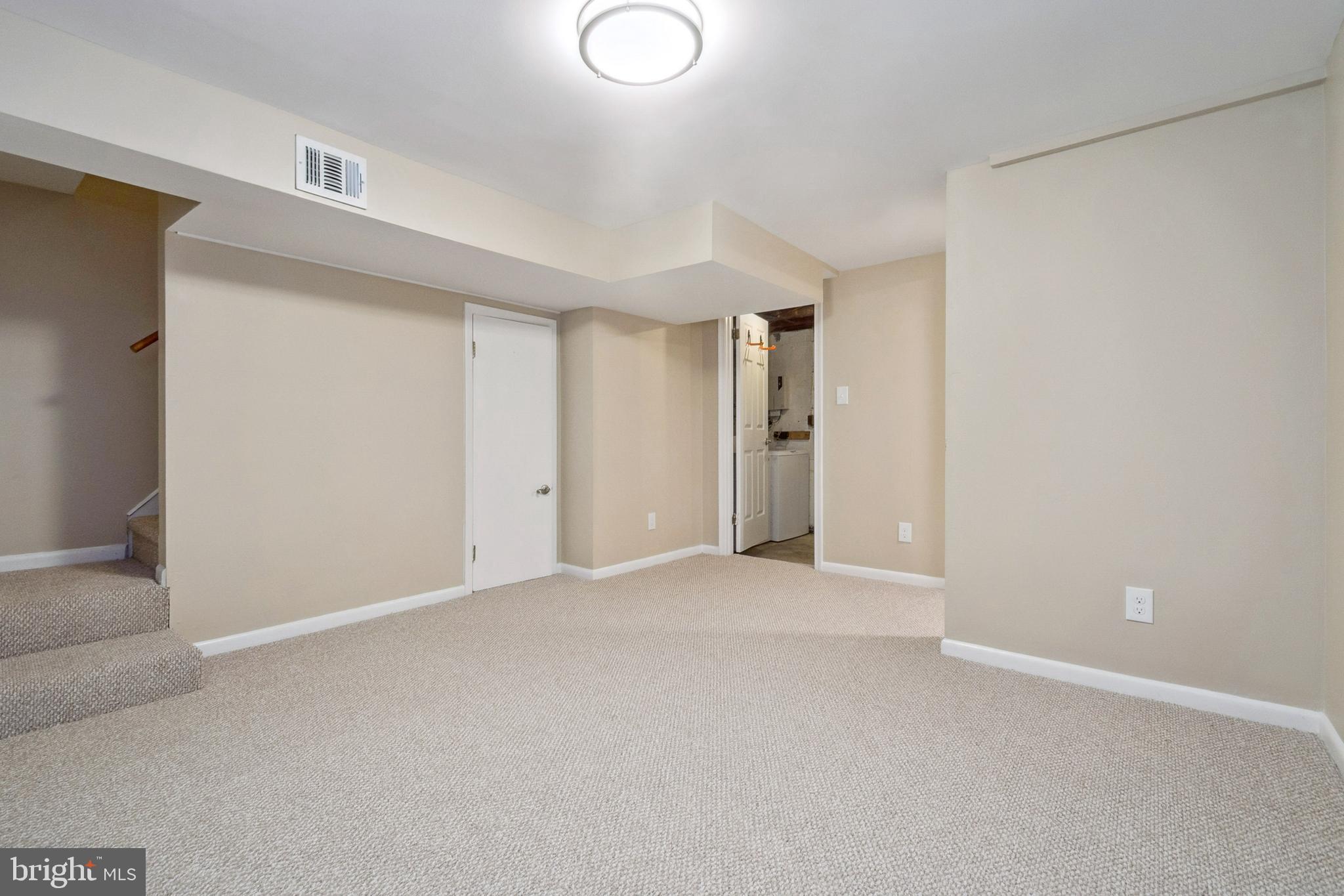 LAUREL GARDENS - Residential