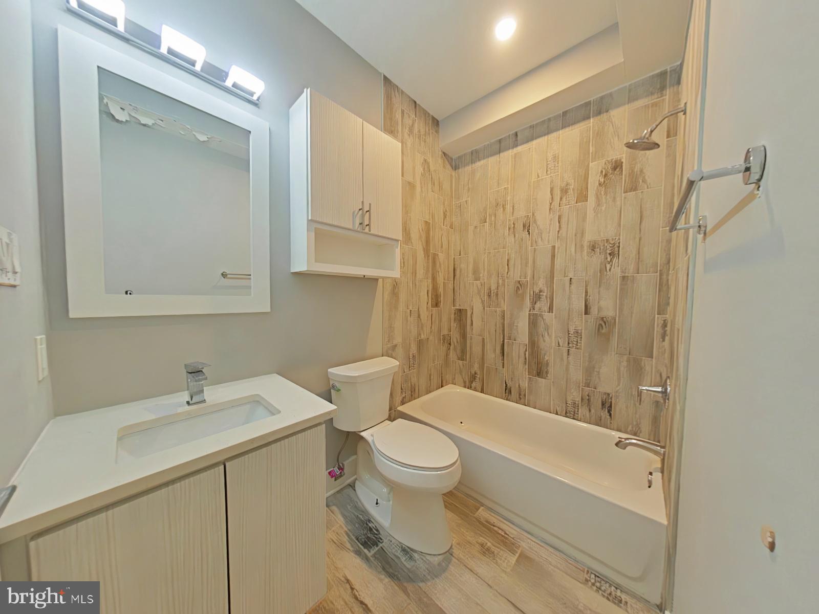 SHARSWOOD - Residential