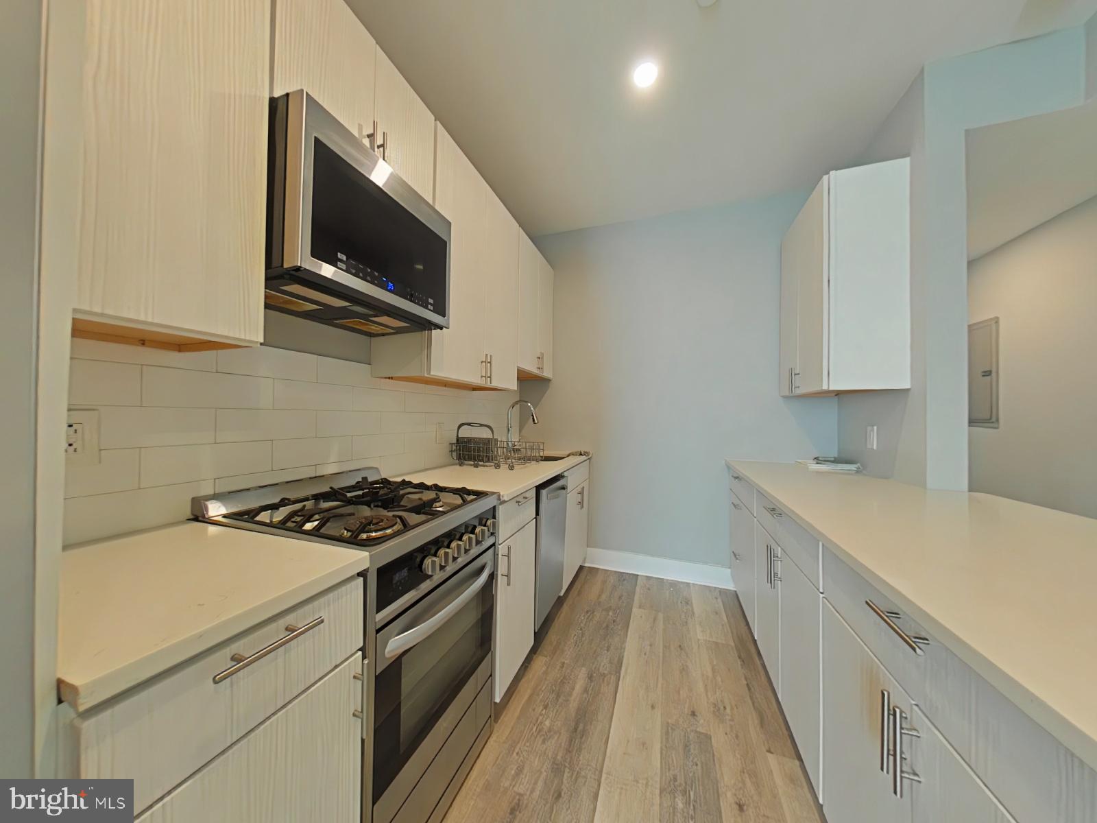 SHARSWOOD - Residential