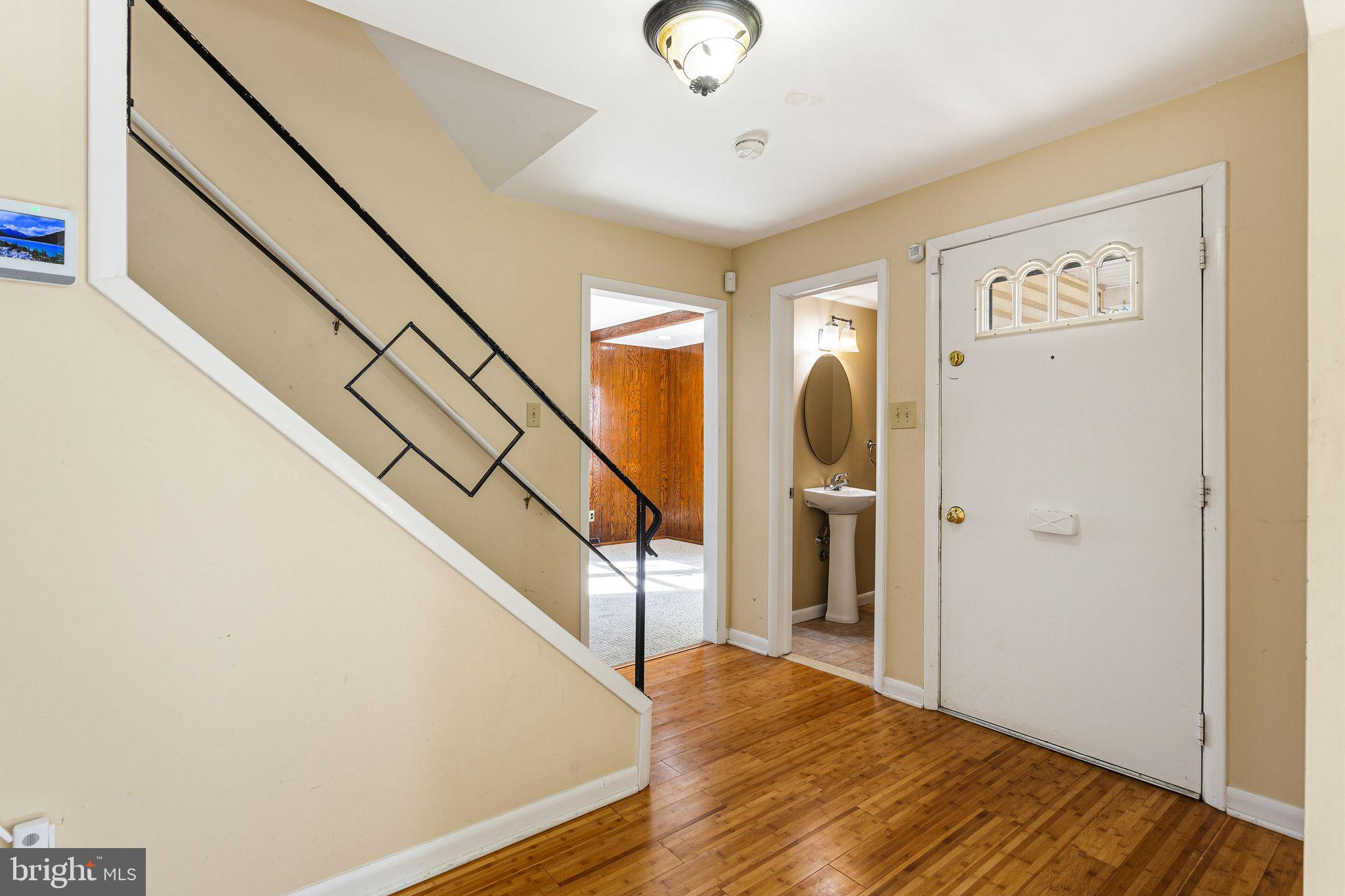 926 ABINGTON ROAD