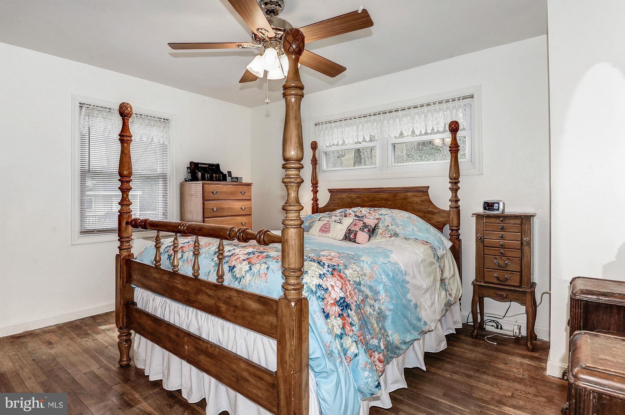 VIRGINIA HILLS - Residential