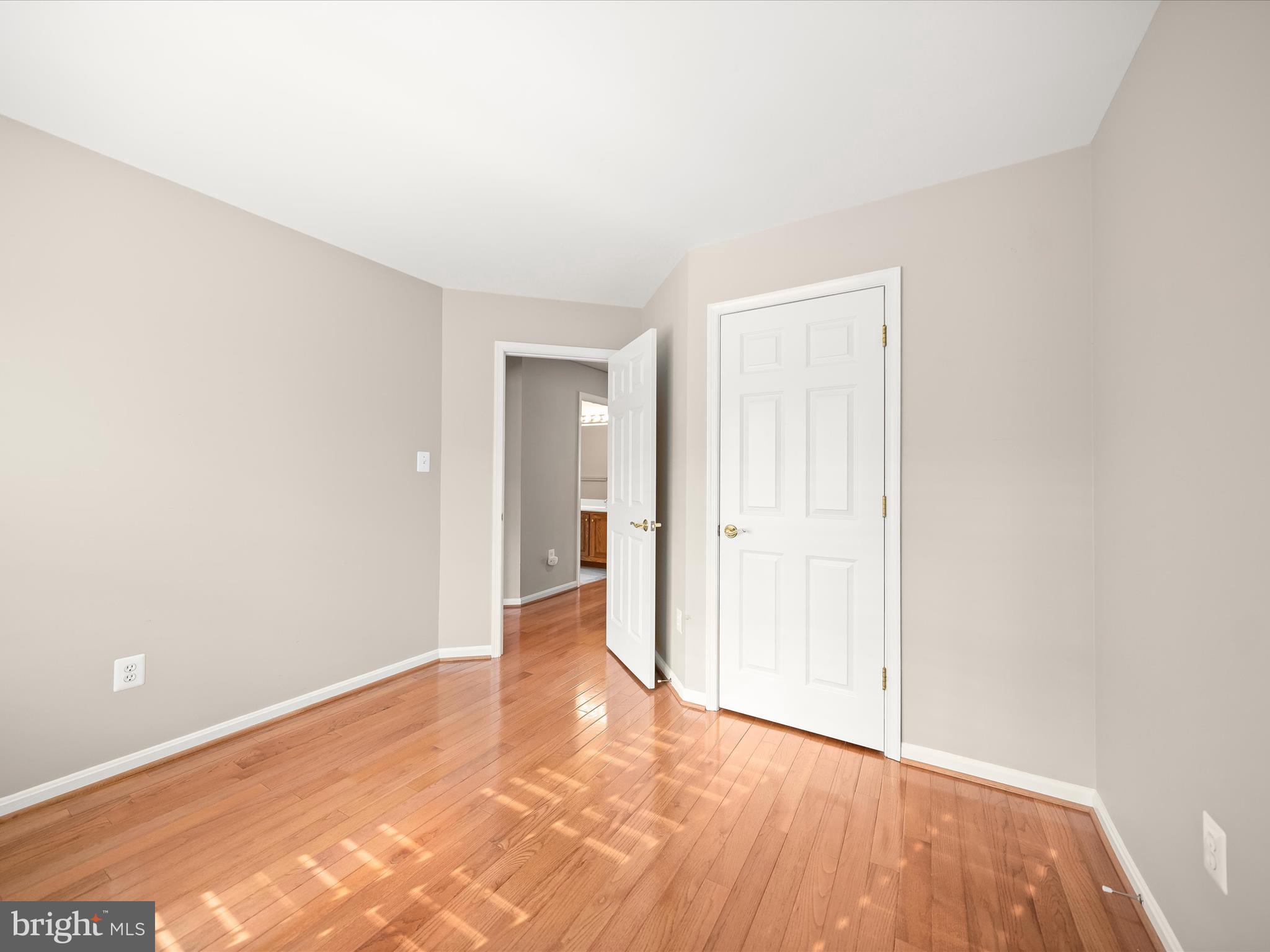 CHANCERY SQUARE - Residential Lease