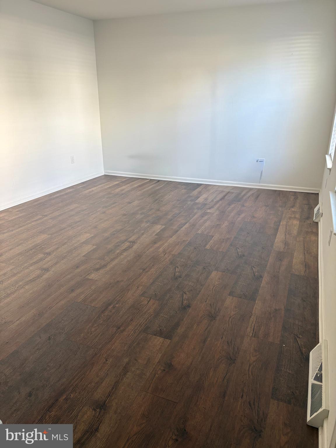 CHERRY HILL CONDOS - Residential Lease