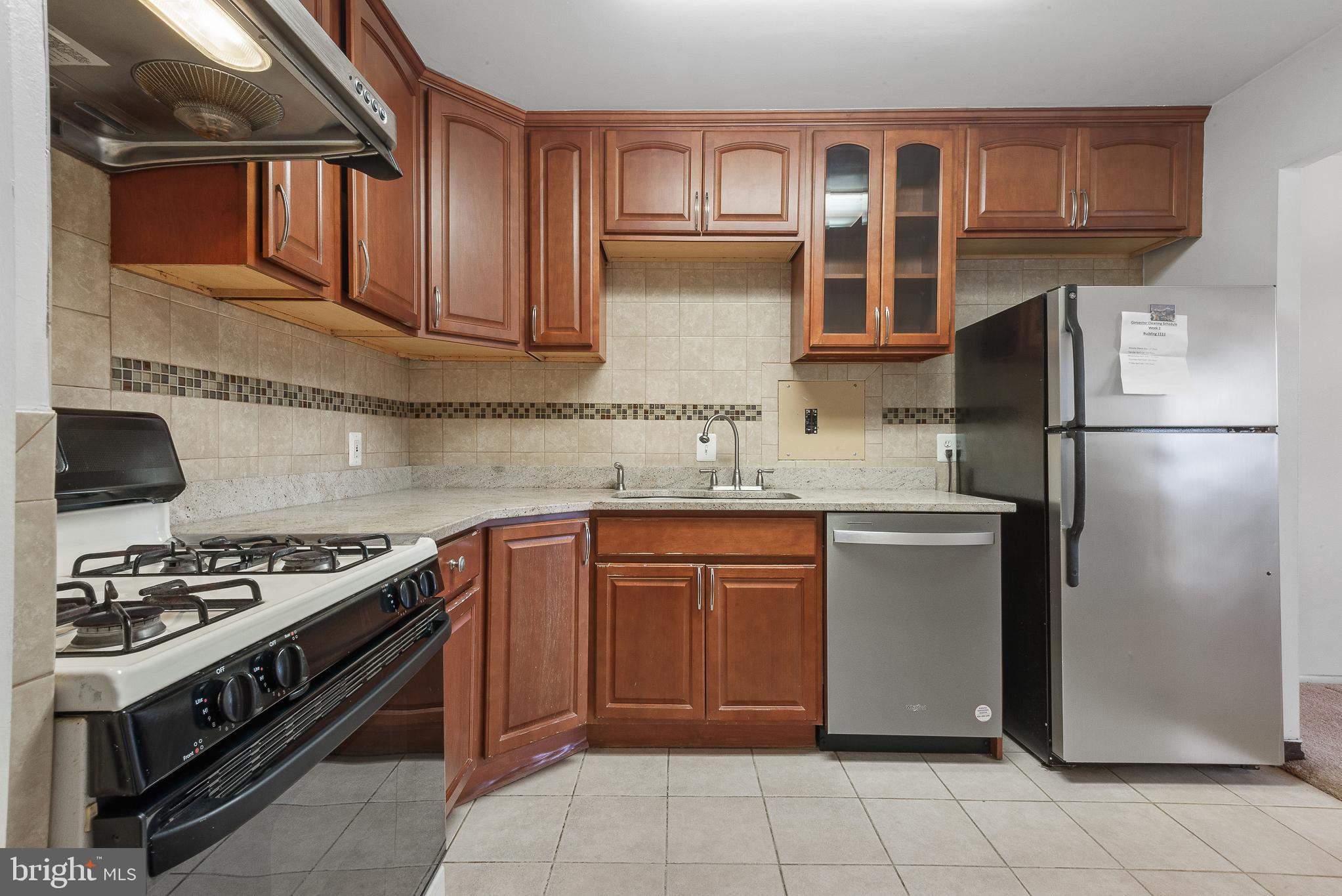 UNIVERSITY TOWERS CODM - Residential