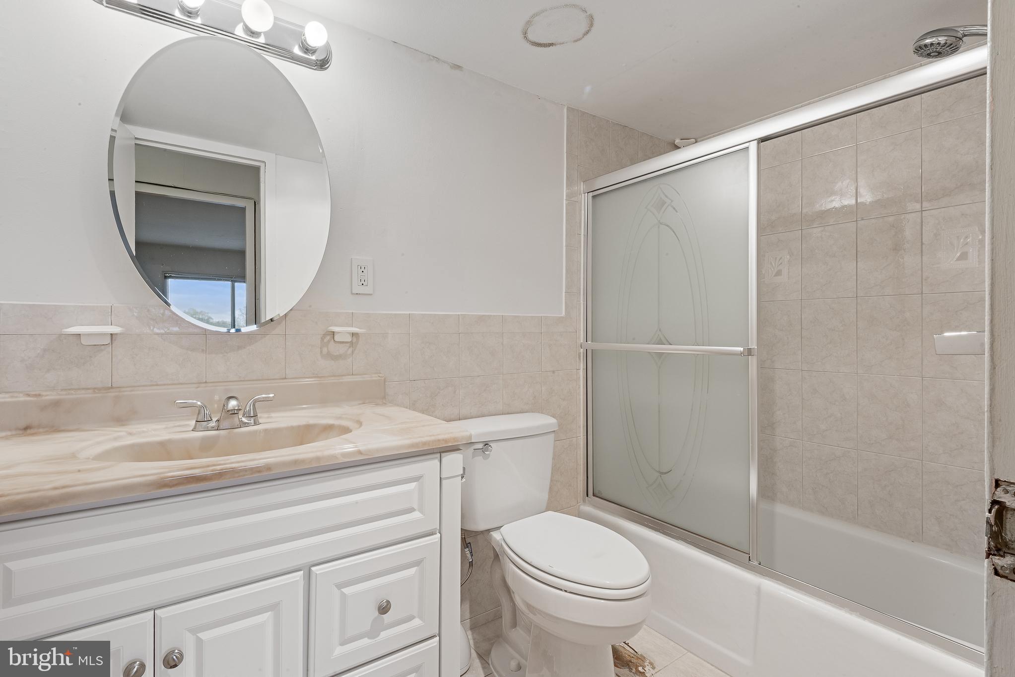 UNIVERSITY TOWERS CODM - Residential