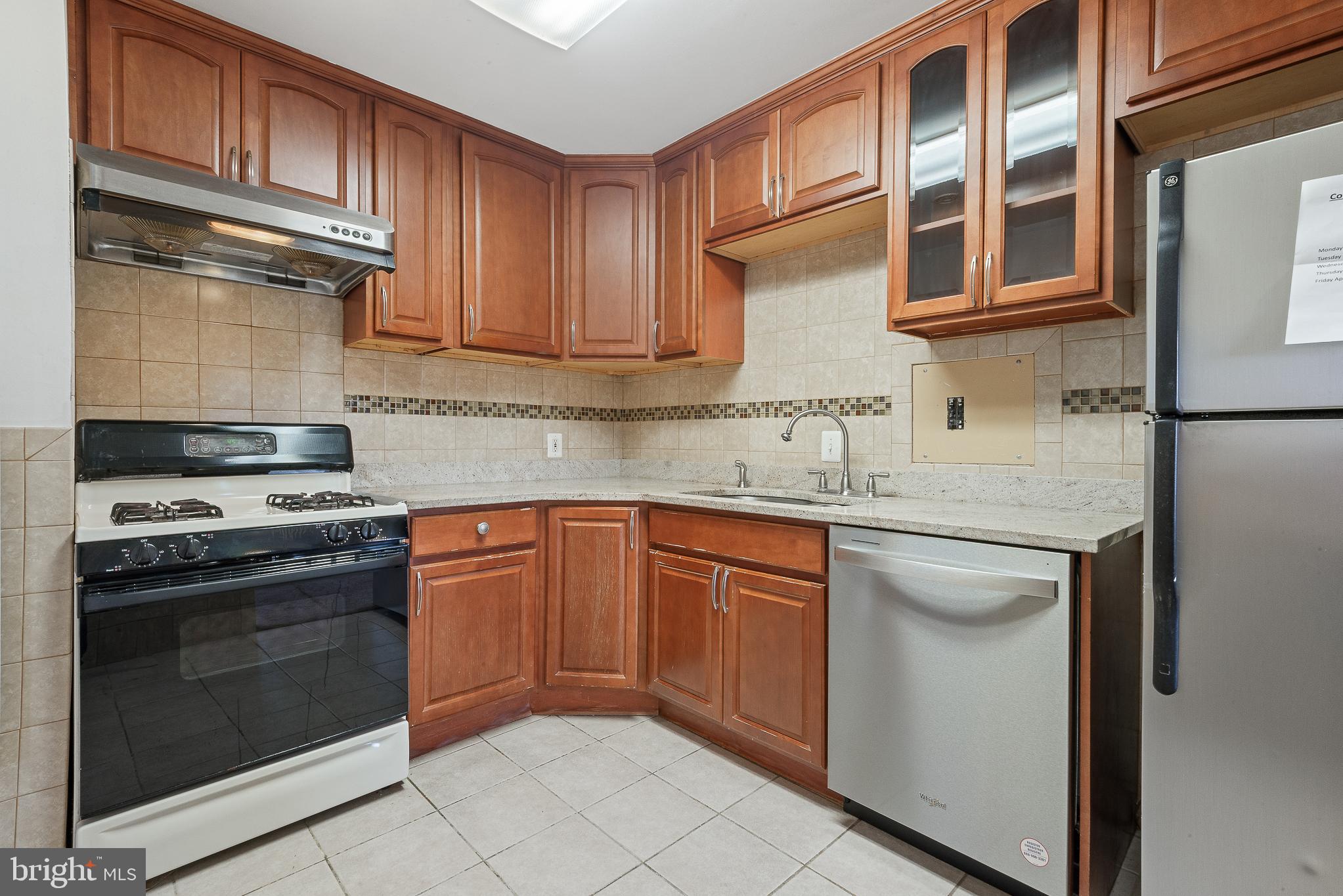 UNIVERSITY TOWERS CODM - Residential