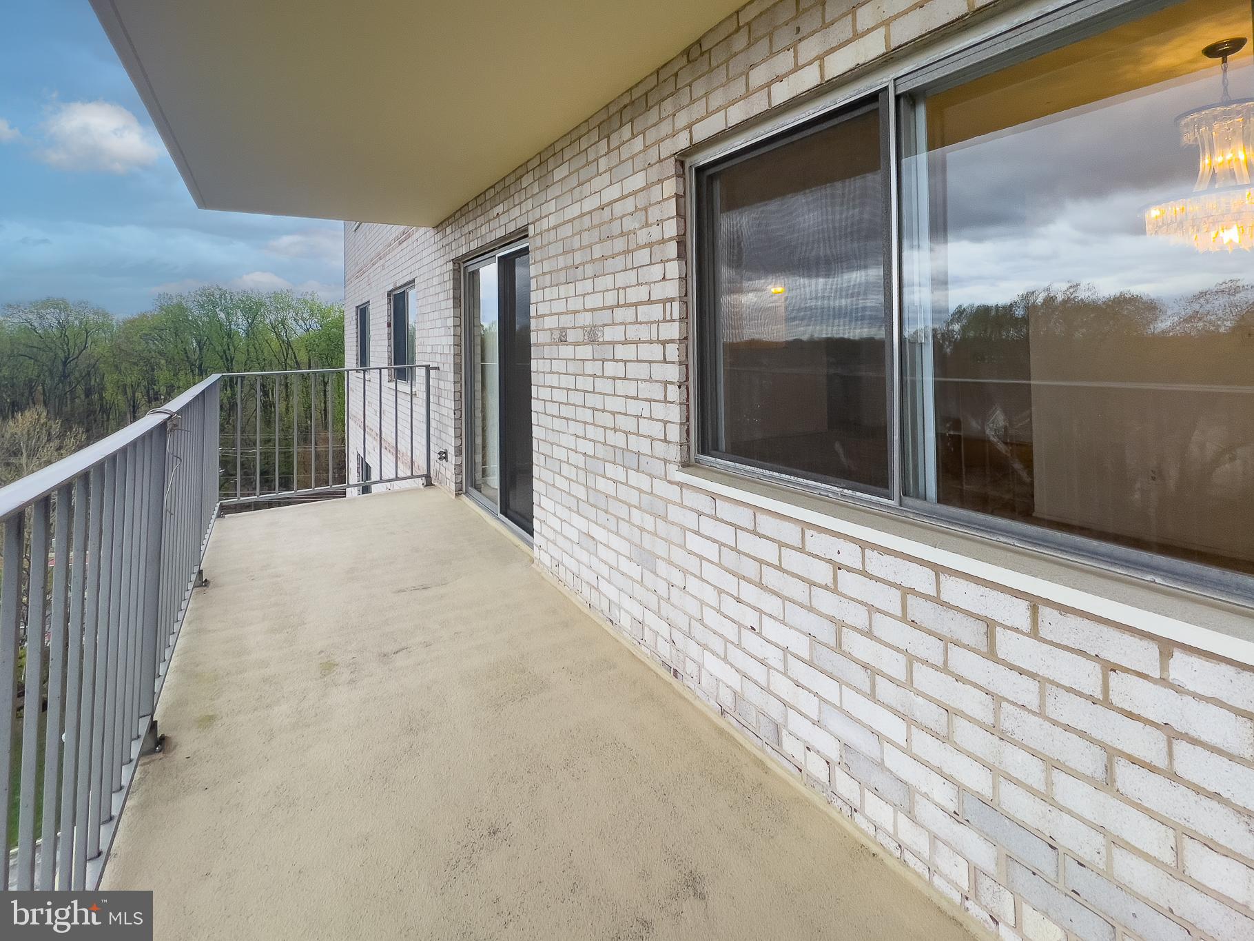 UNIVERSITY TOWERS CODM - Residential