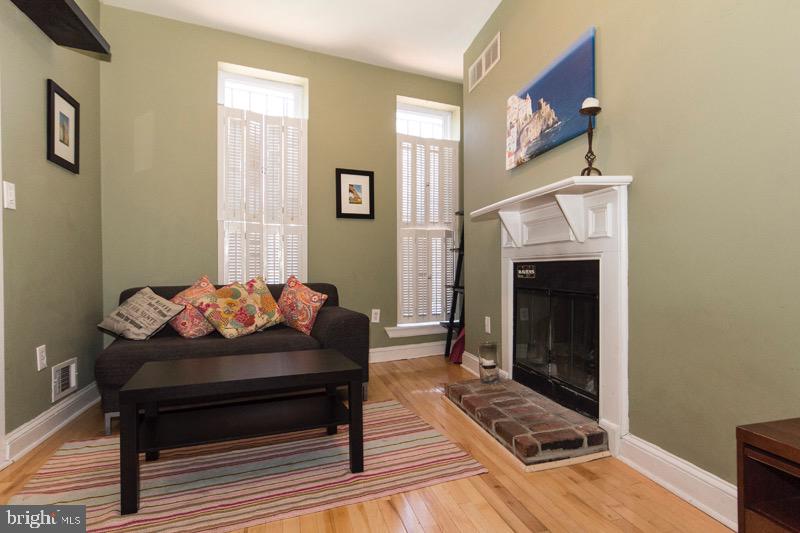 RIDGELY'S DELIGHT - Residential