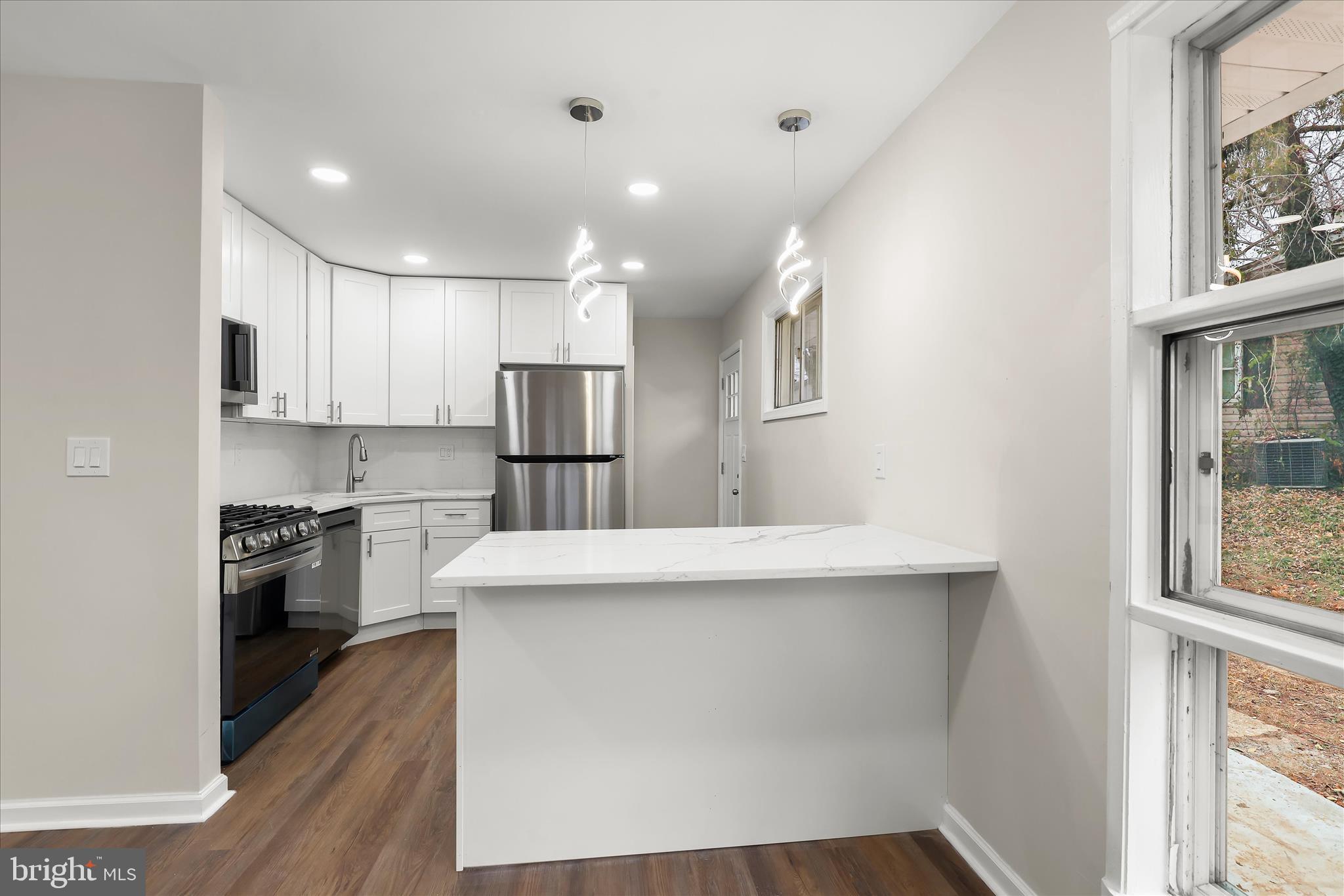 GARDENVILLE - Residential