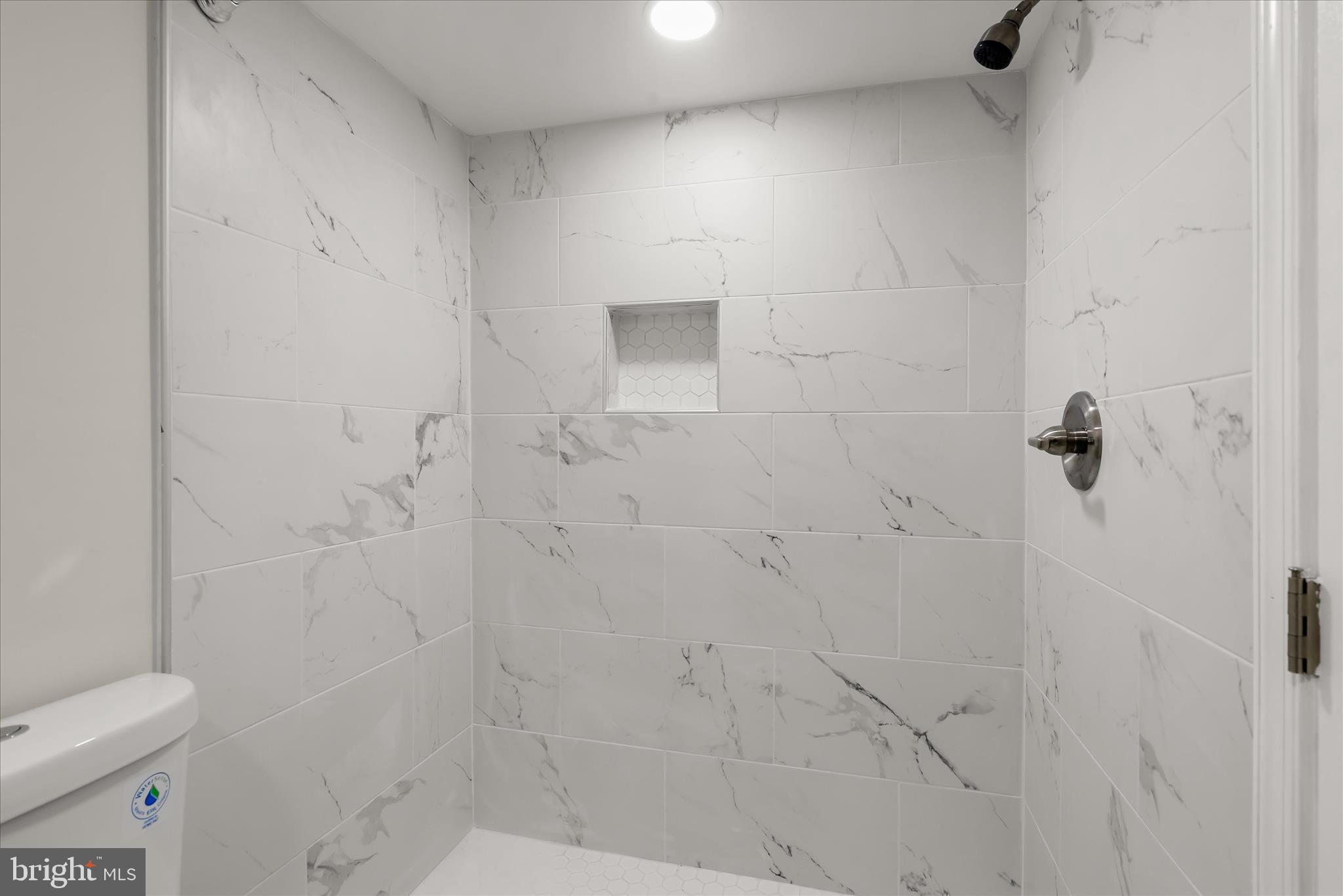 GARDENVILLE - Residential