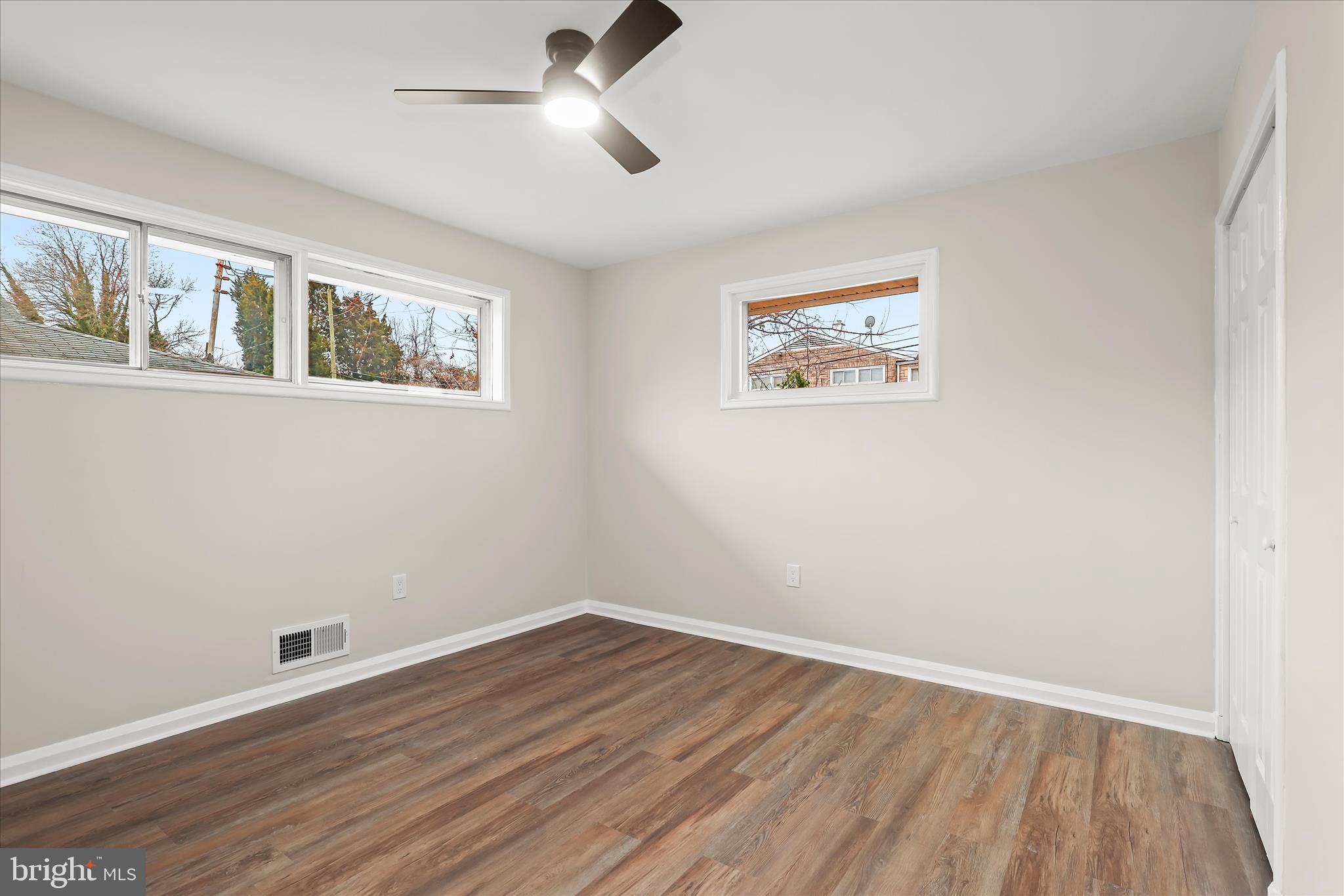 GARDENVILLE - Residential