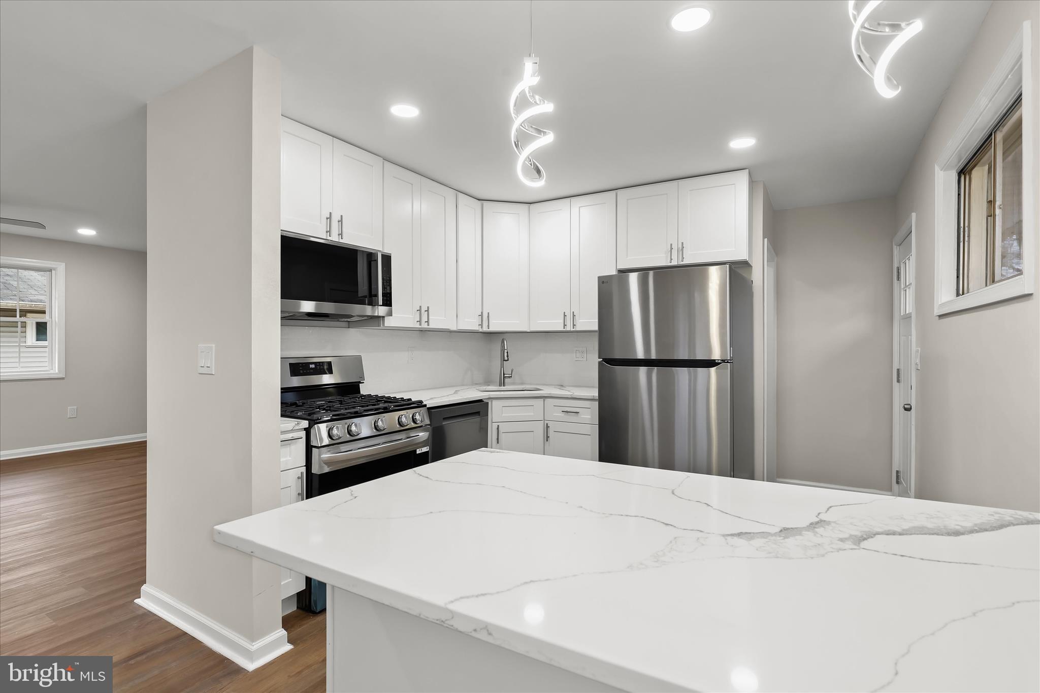 GARDENVILLE - Residential