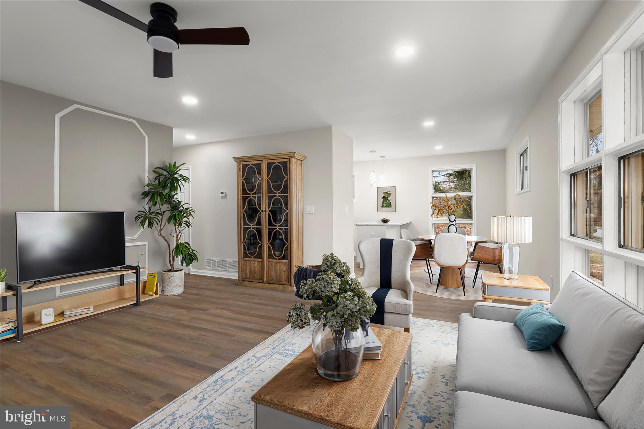 GARDENVILLE - Residential