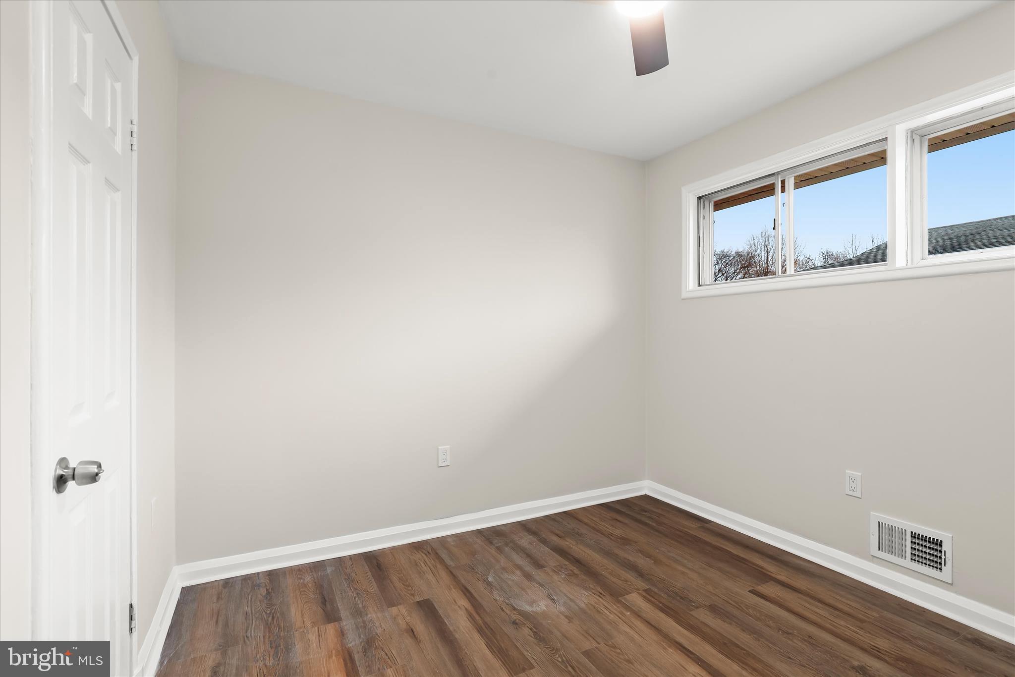 GARDENVILLE - Residential